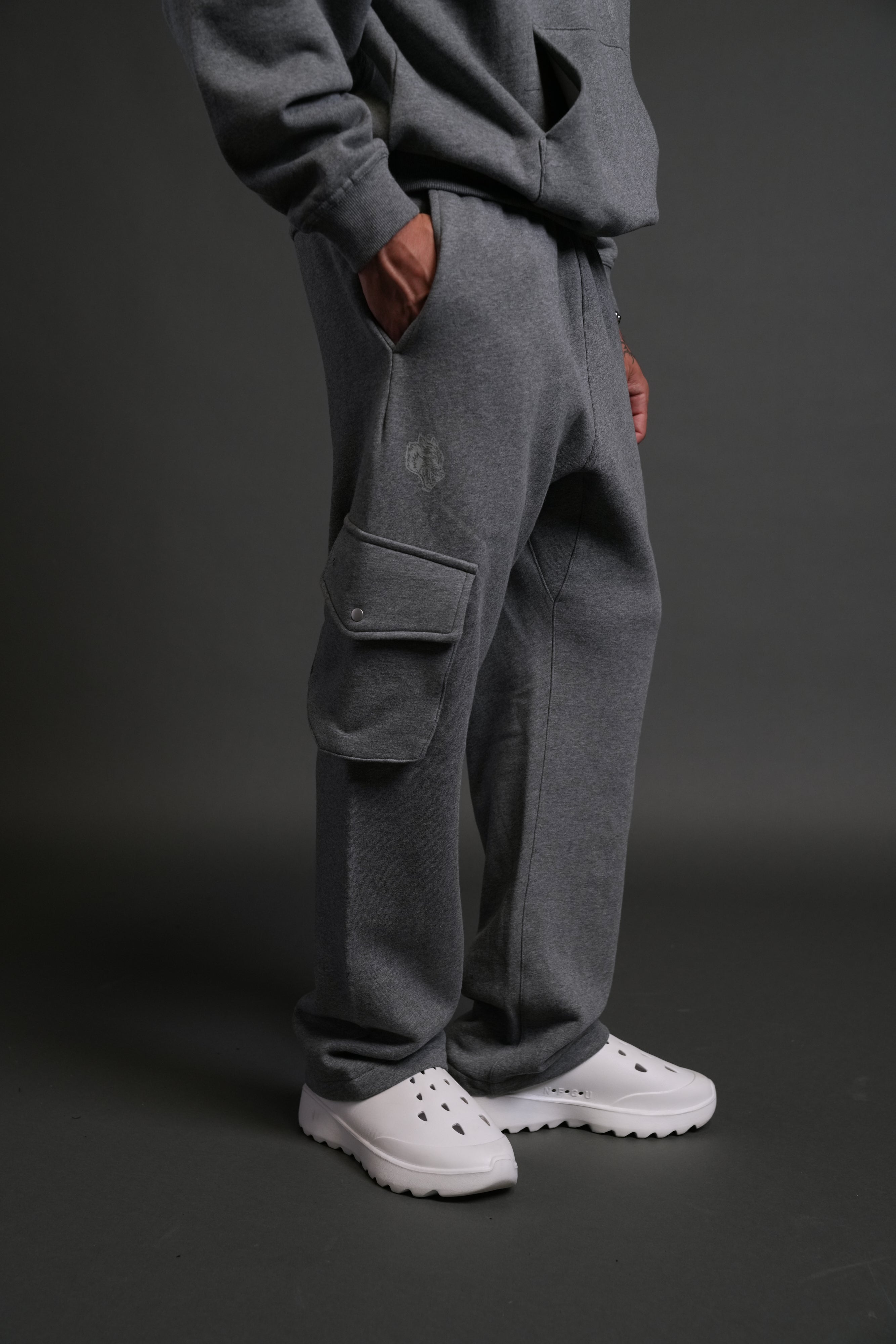 Wolf Chopper Bigelow Cargo Sweat Pants in Darc Athletic