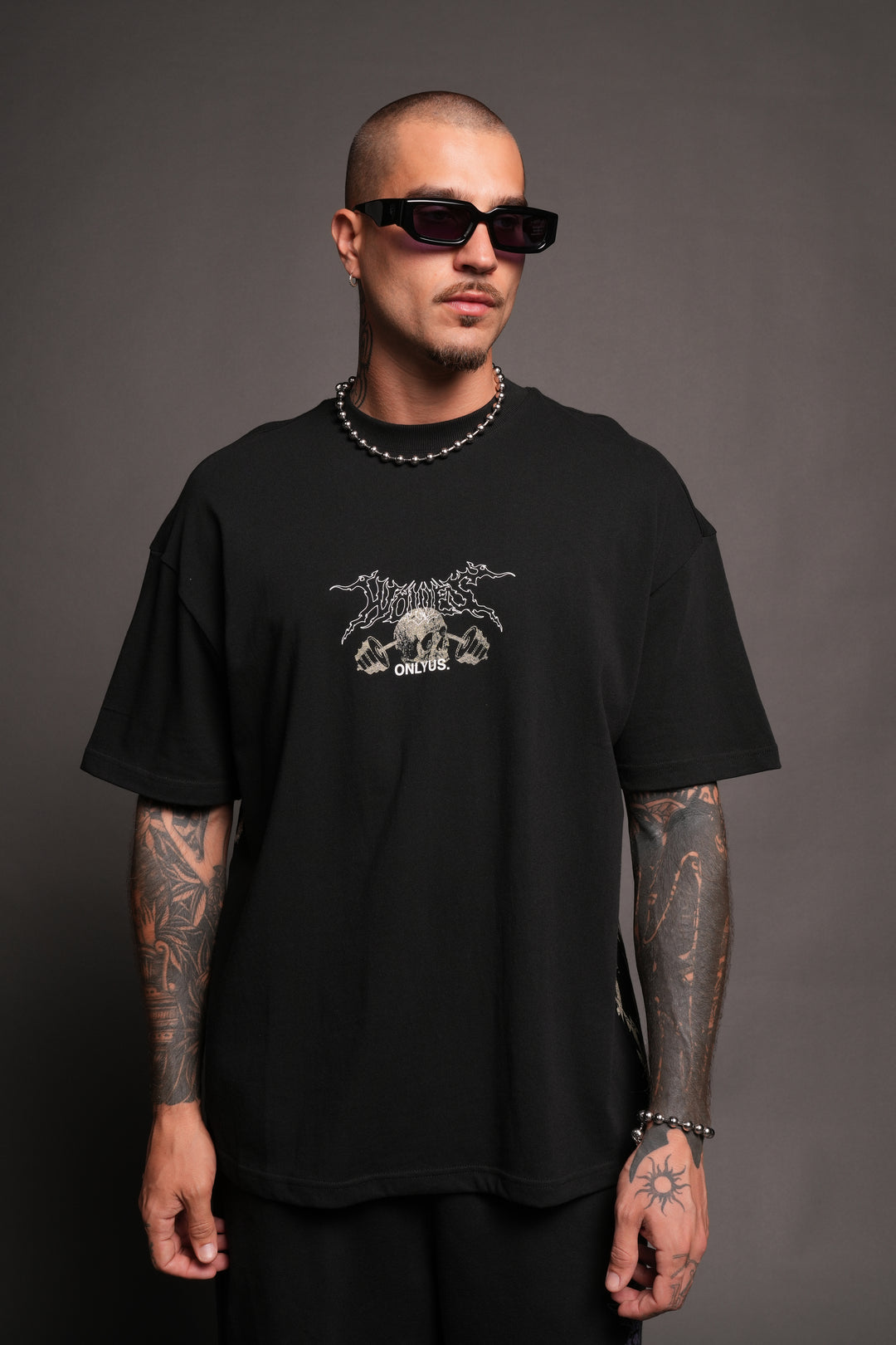 Wolves Bodybuilding Club Premium Tee In Black