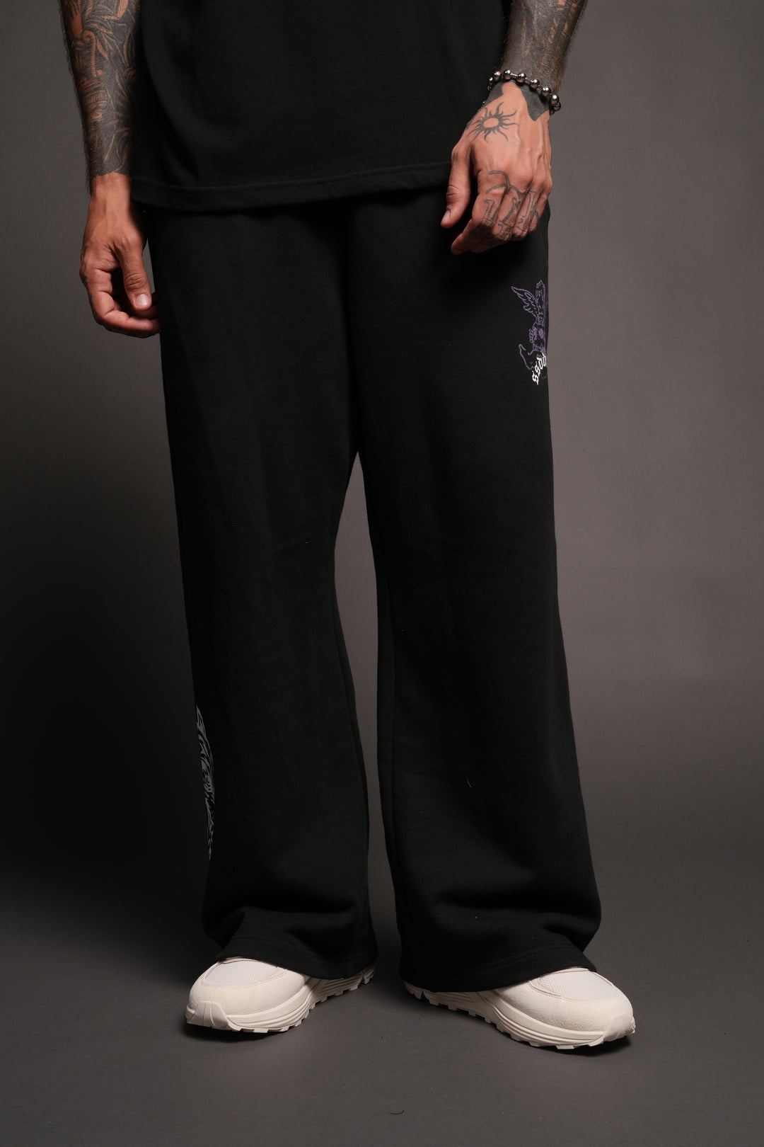 Cherub Nfgu V2 Lennox Sweat Pants In Black