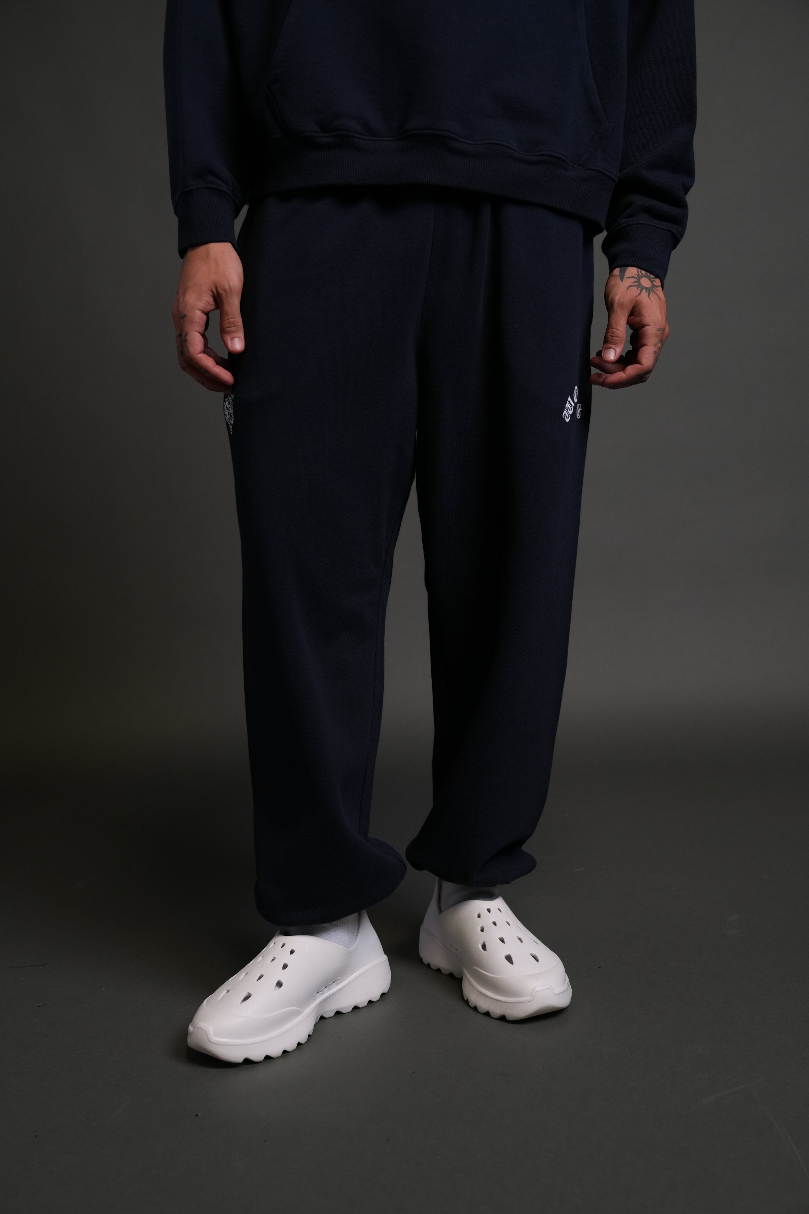 Wolf Chopper Lounger Sweat Pants in Navy
