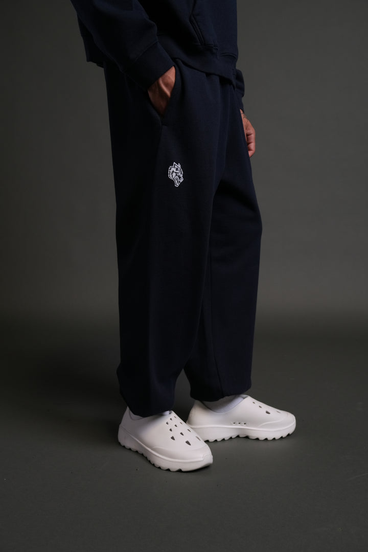Wolf Chopper Lounger Sweat Pants in Navy