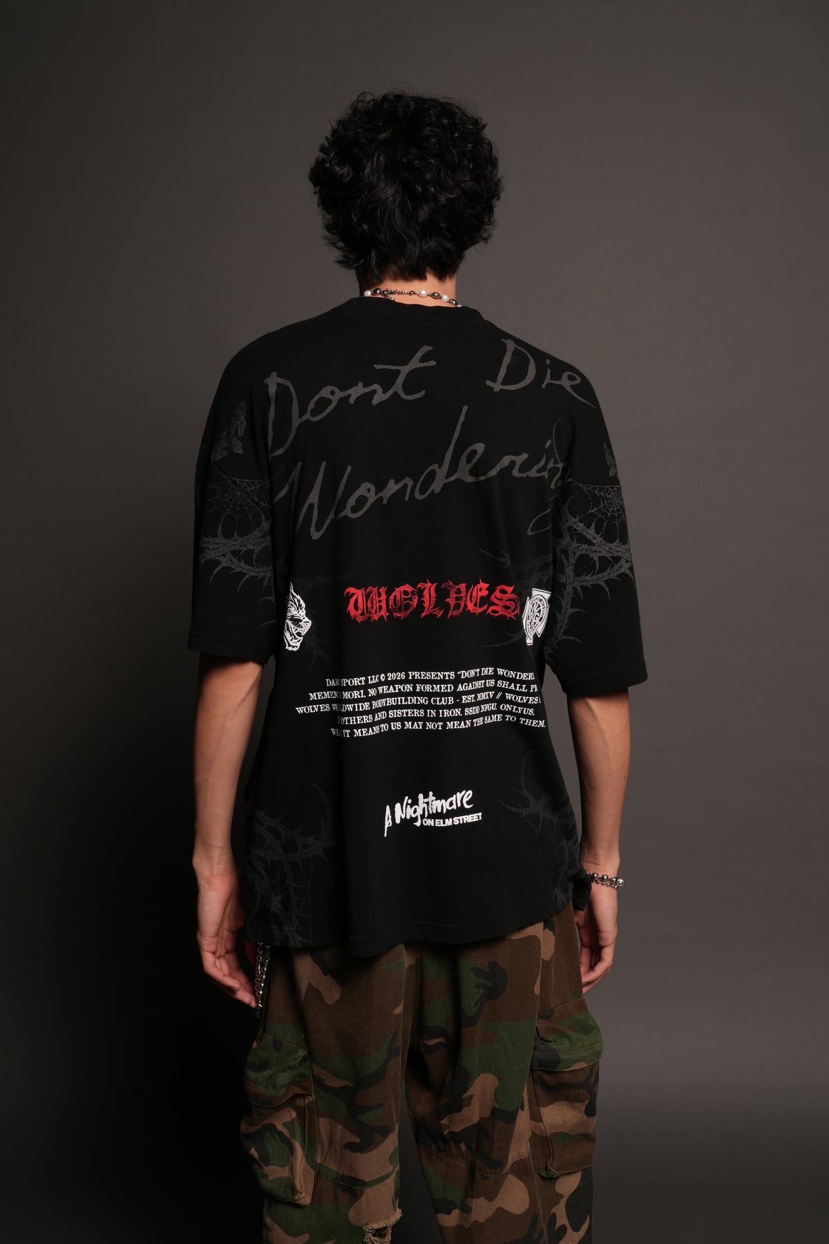 Dont Die Wondering Mystery Tee In Black