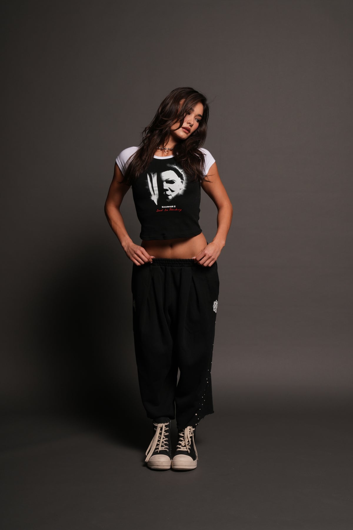 Night Blade Lina Raglan Baby Tee In Black/White