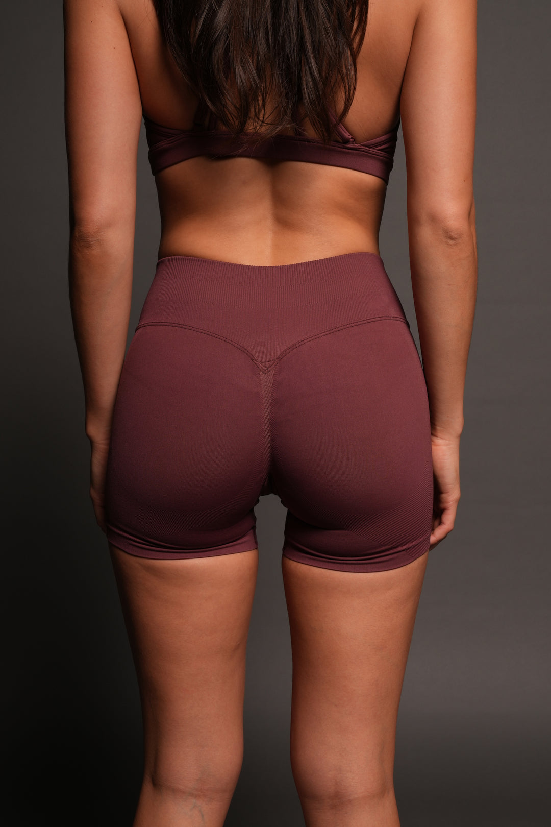 Dual Wolf Evey Seamless Shorts In Oxblood