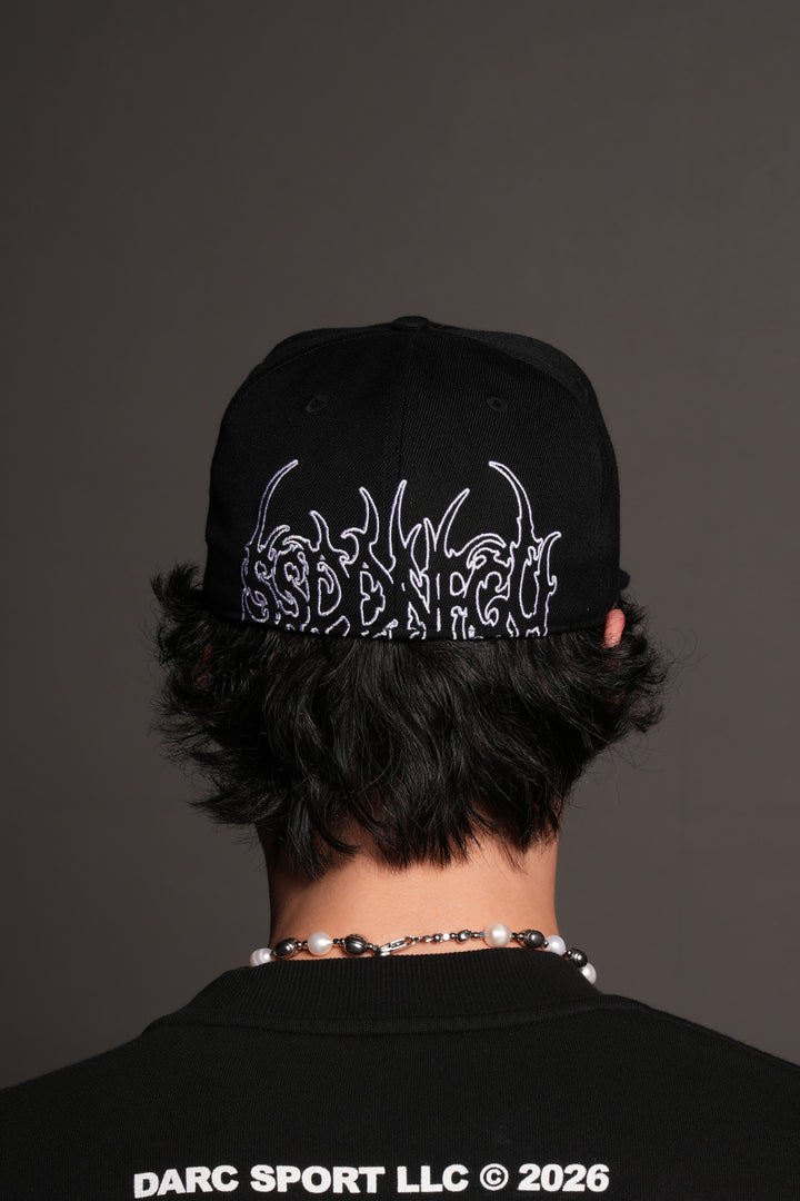 Mantra Fitted Cap In Black
