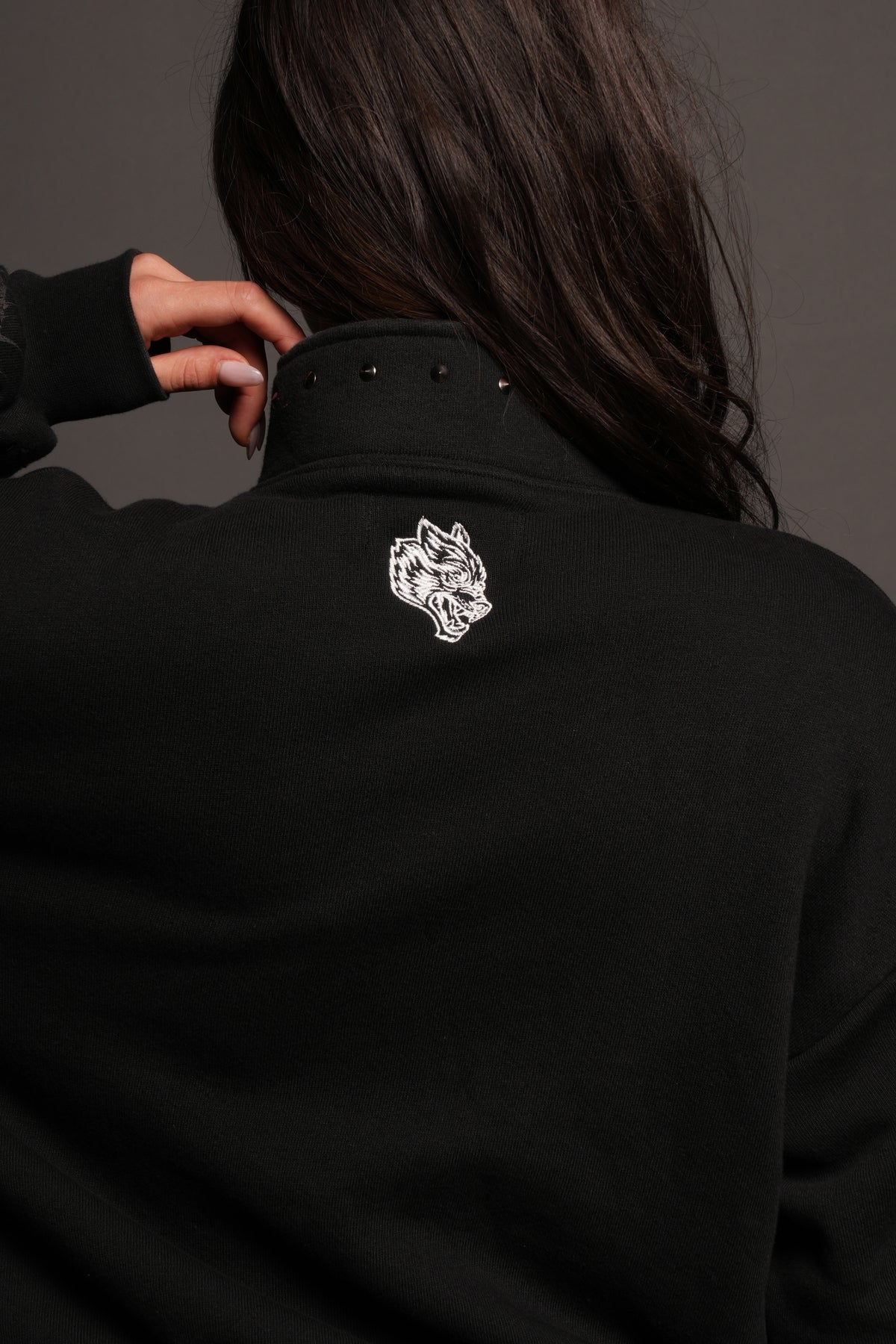 Hesh Chopper Thorns She Everson Mockneck Sweater In Black