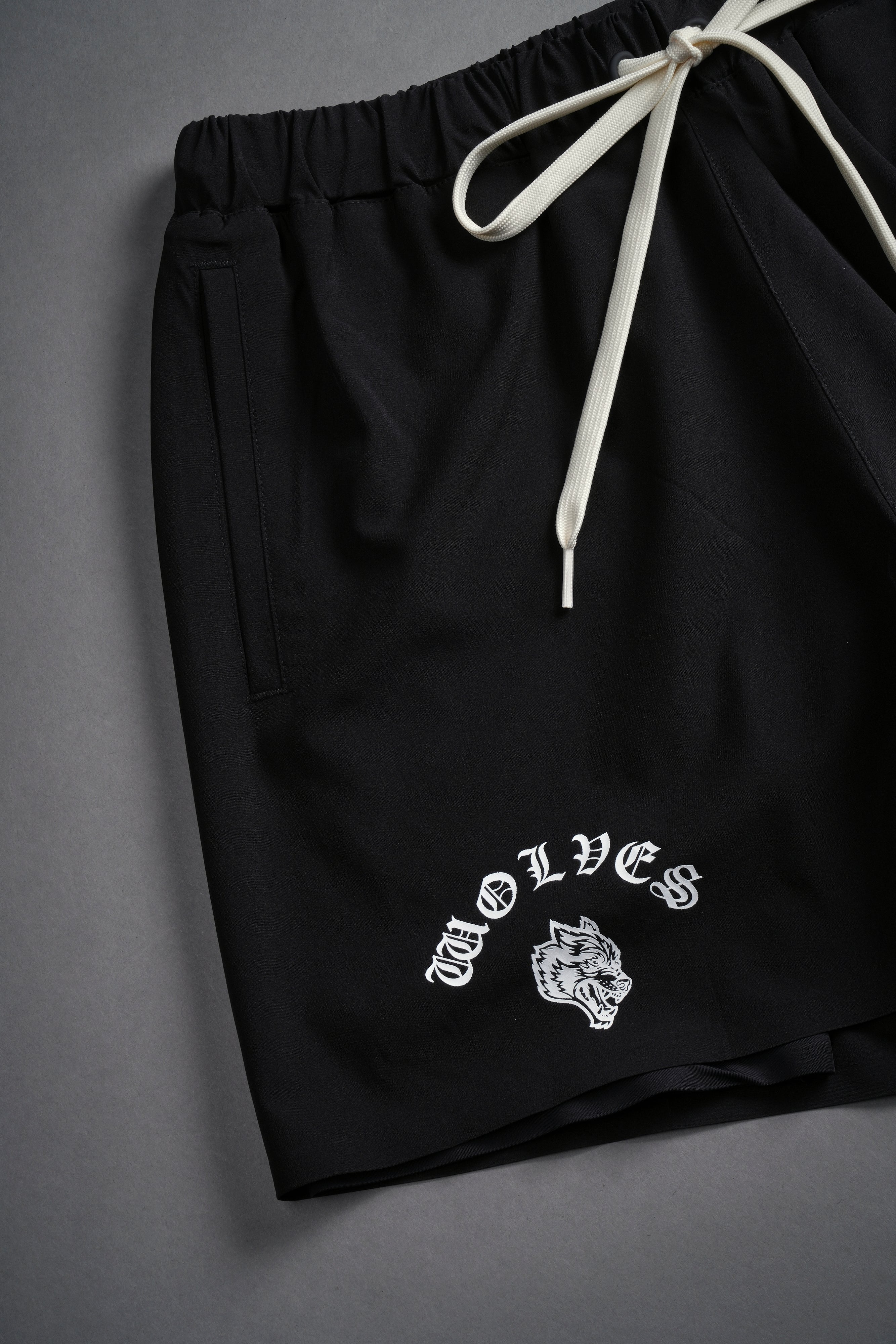 Chopper Wolf Compression Shorts in Black – DarcSport