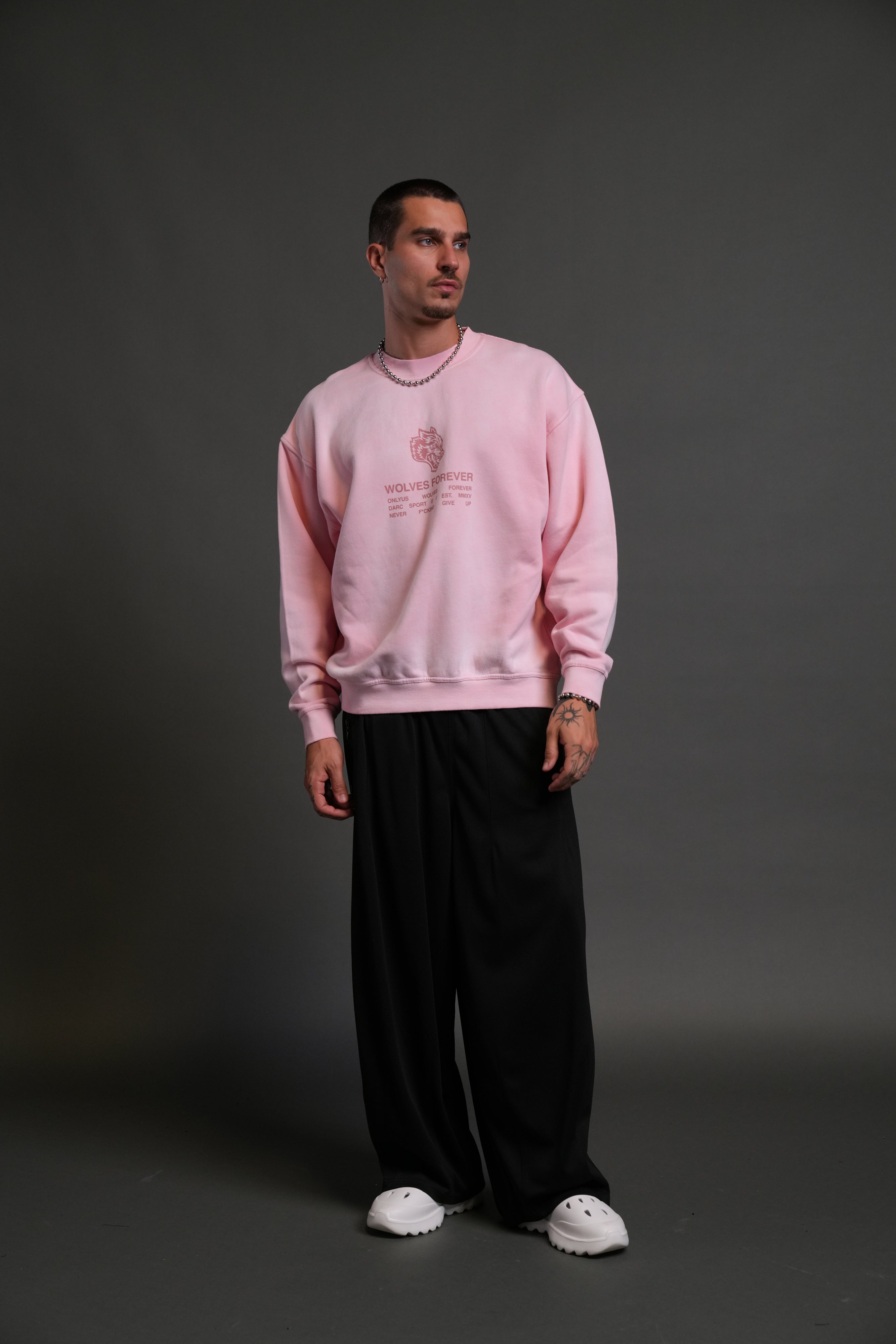 Wolves Have Your Back London Unisex Crewneck in Cherry Blossom Halo Wash