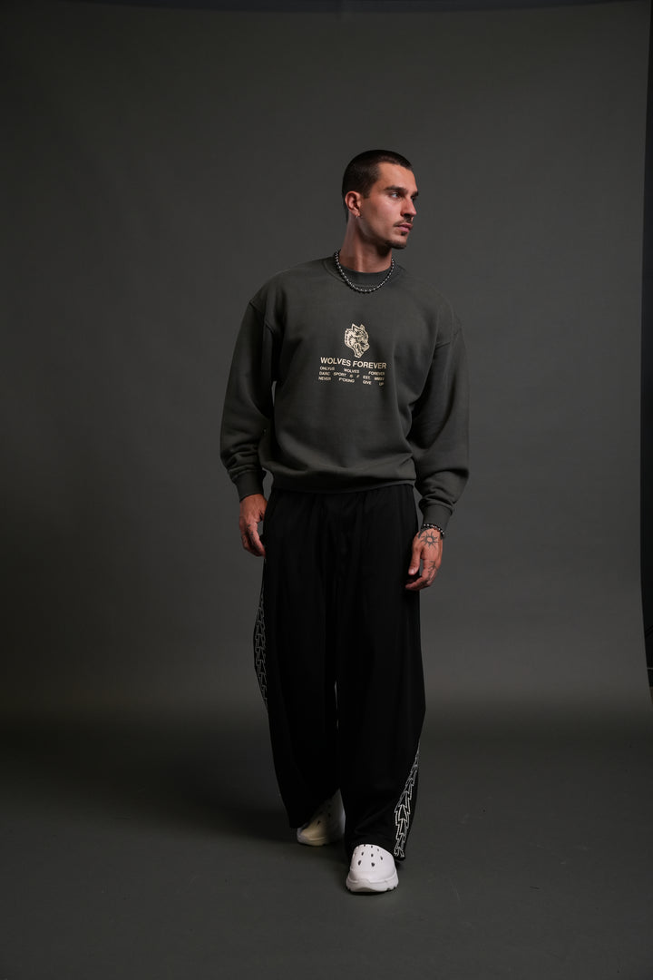 Wolves Have Your Back London Crewneck in Wolf Gray Halo Wash