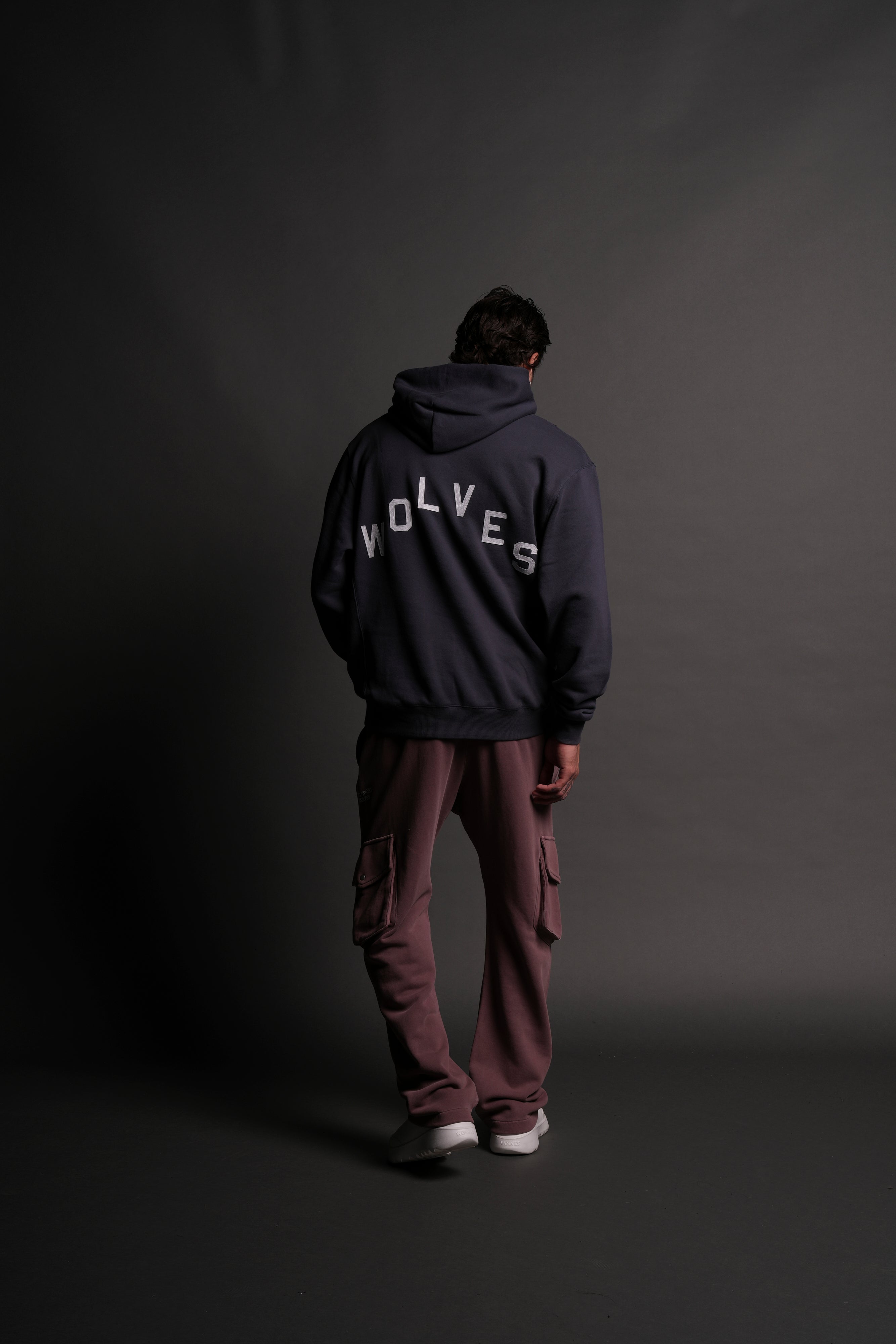 Wolves Pyramid "Wyoming" Hoodie in Midnight Blue