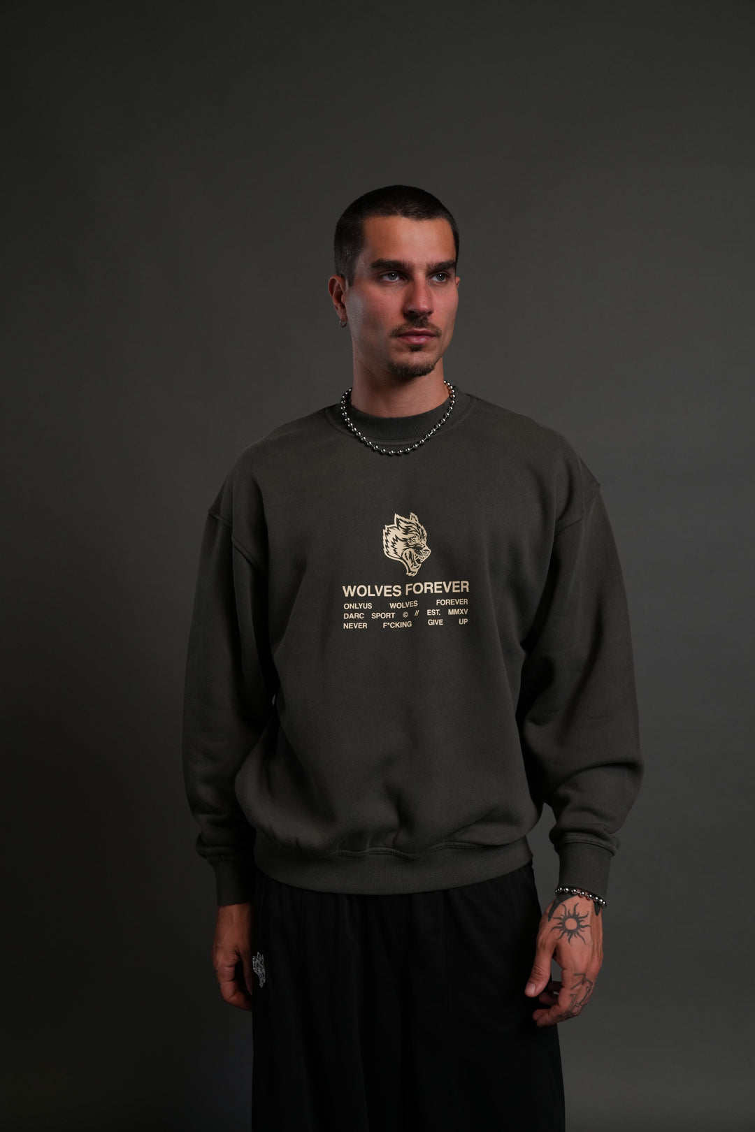 Wolves Have Your Back London Crewneck in Wolf Gray Halo Wash