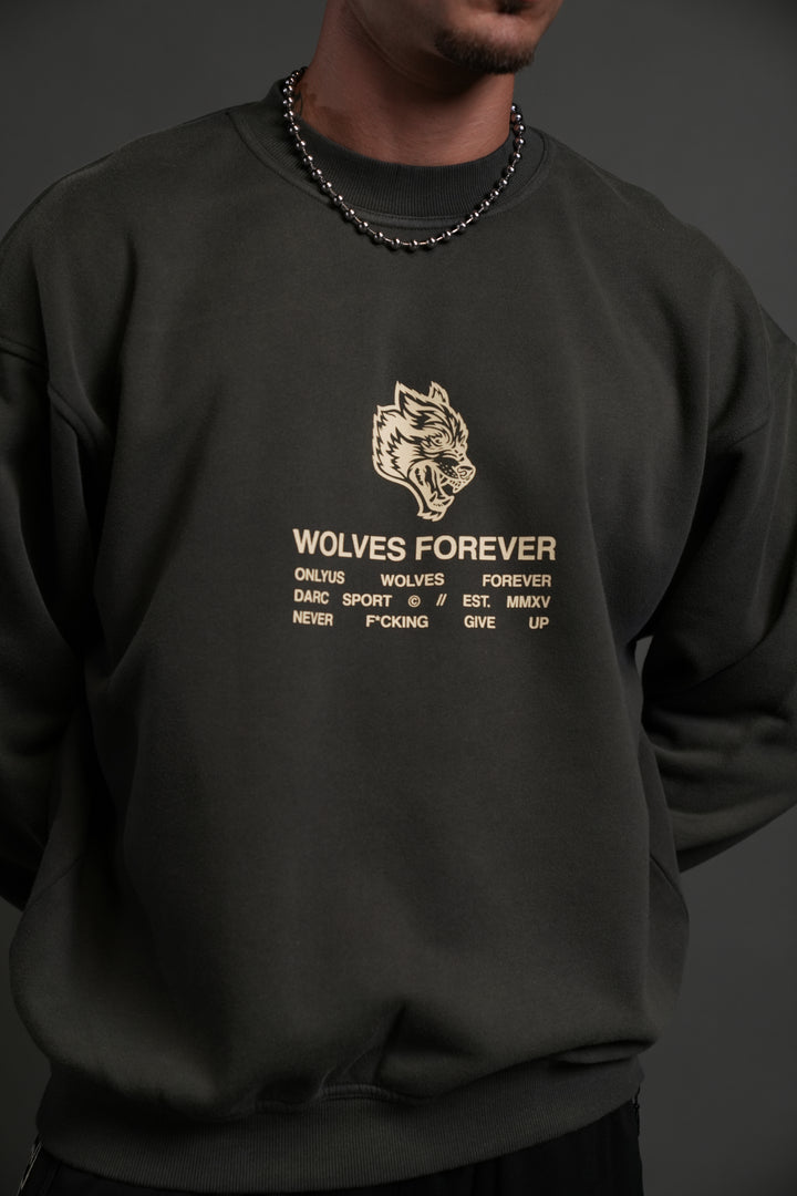 Wolves Have Your Back London Crewneck in Wolf Gray Halo Wash
