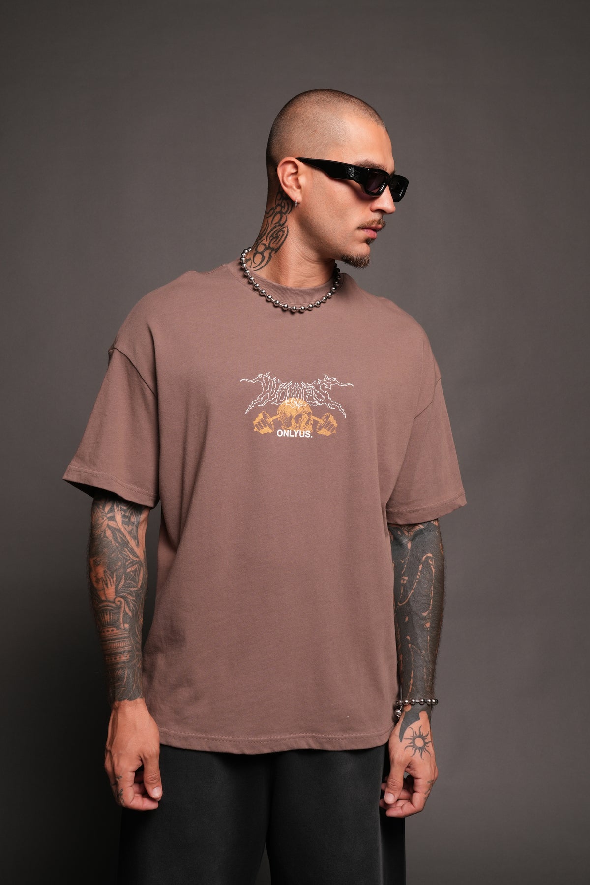 Wolves Bodybuilding Club Premium Tee In Mojave Brown