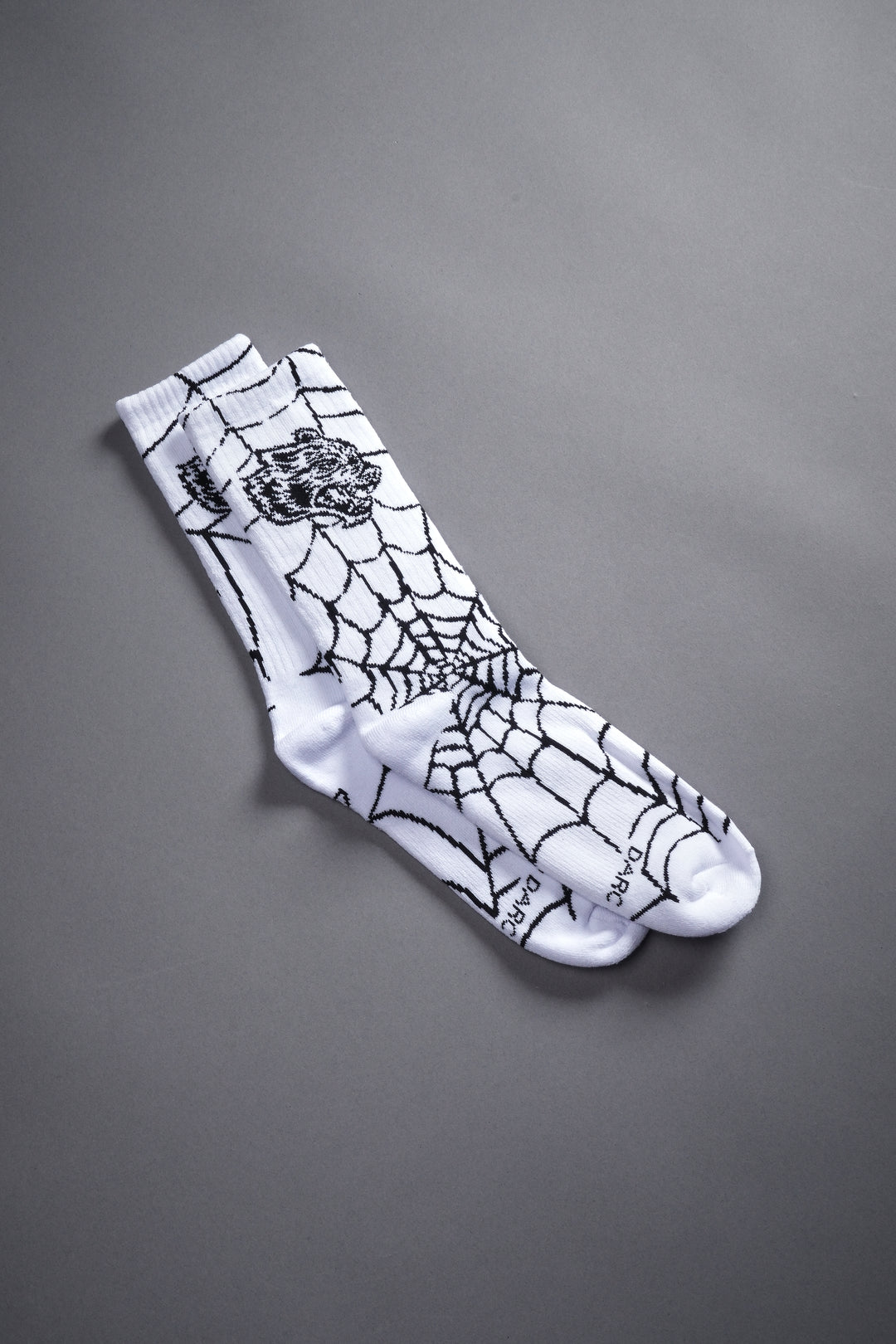 Big Wolf Web Classic Socks in White