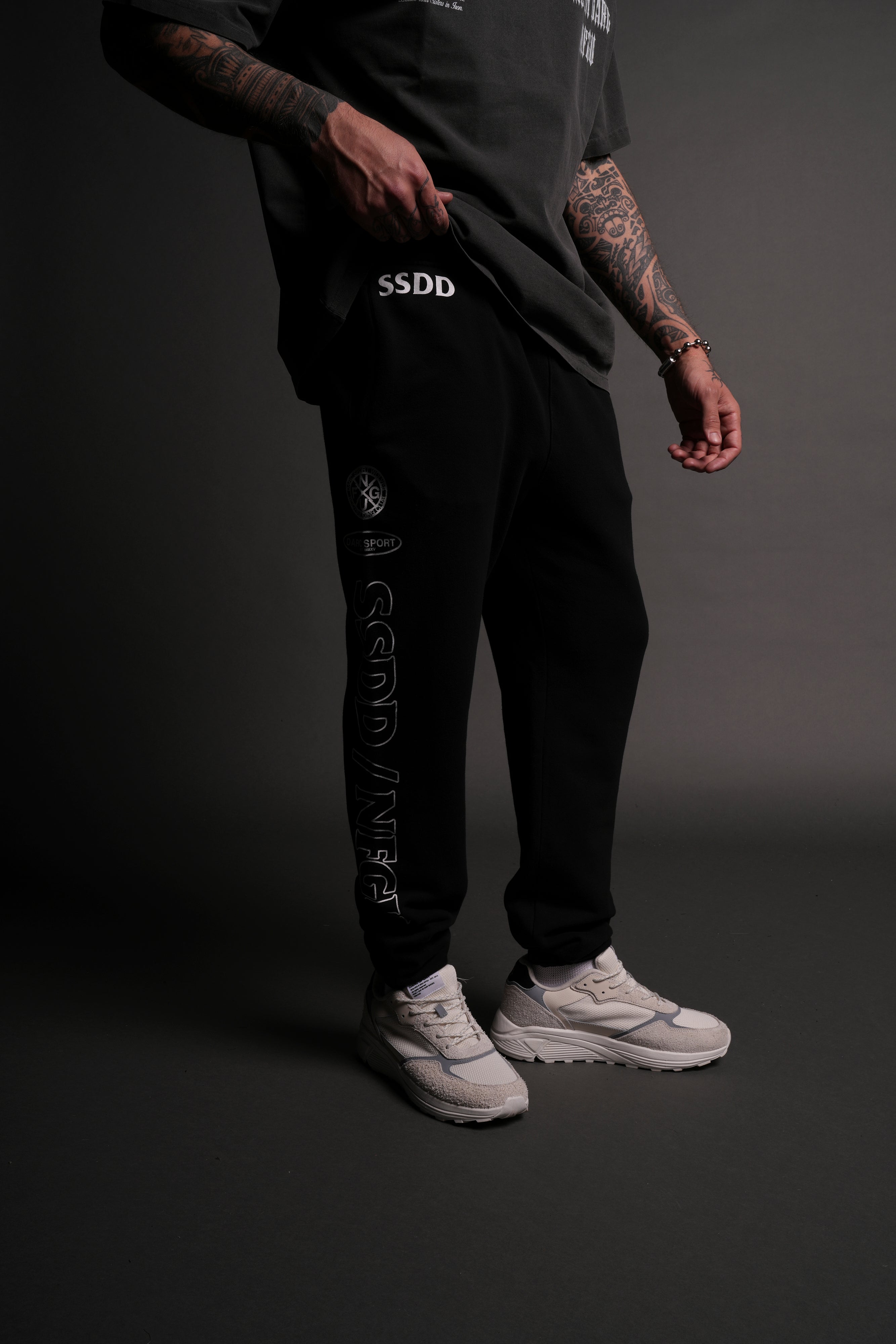 Faster Post Lounge Sweats in Black