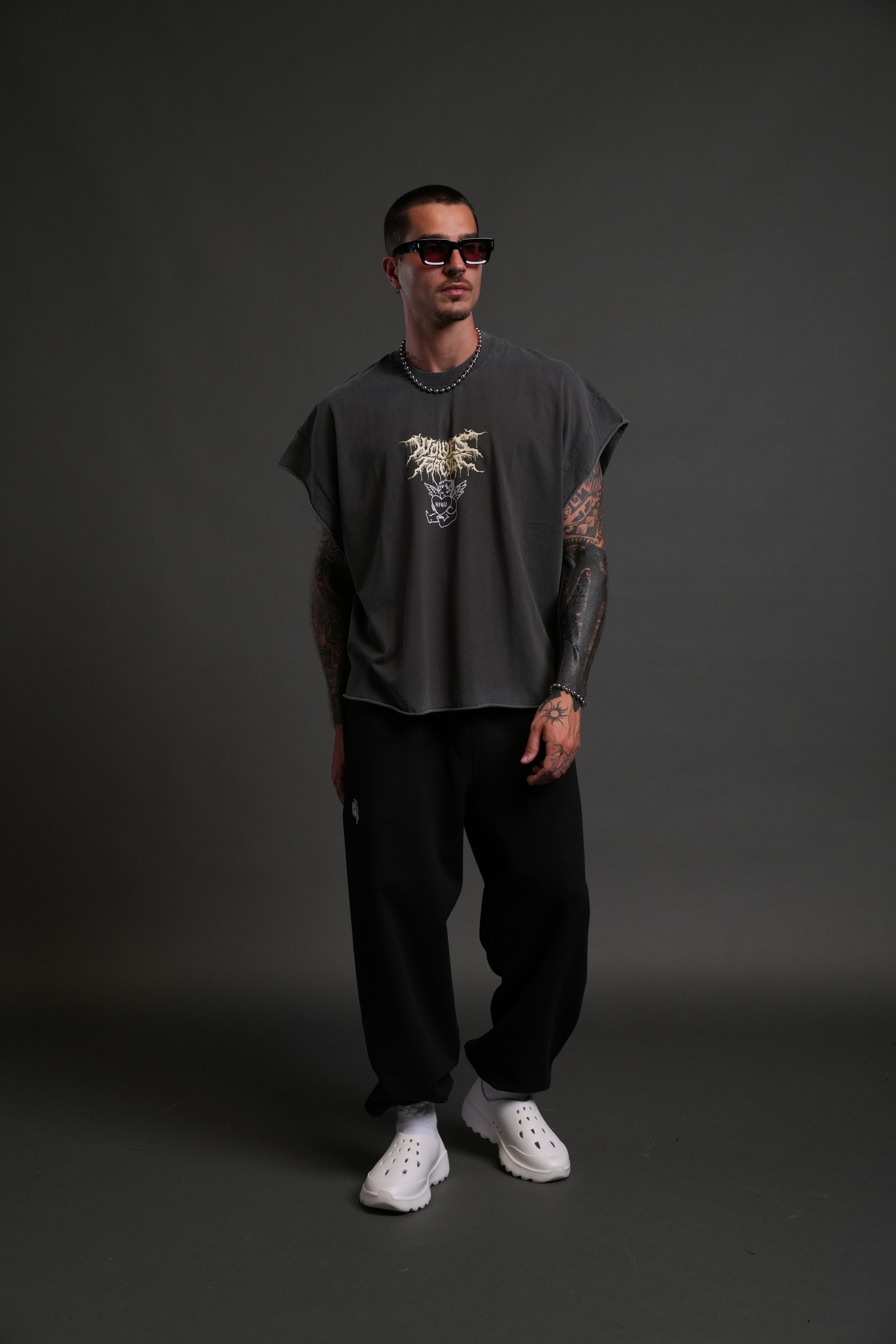 Cherub Core Grunge Cut-Off Tee in Wolf Gray