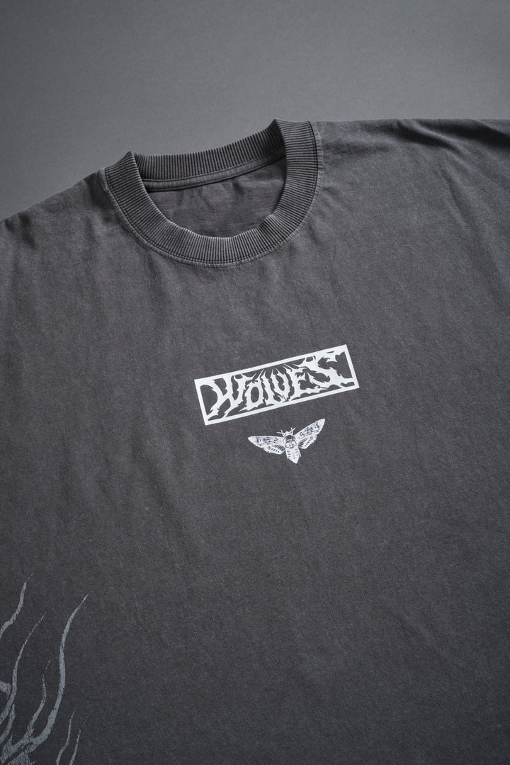 Death's-Head Grunge Cut-Off Mid Length Raw Hem Tee in Slate Gray