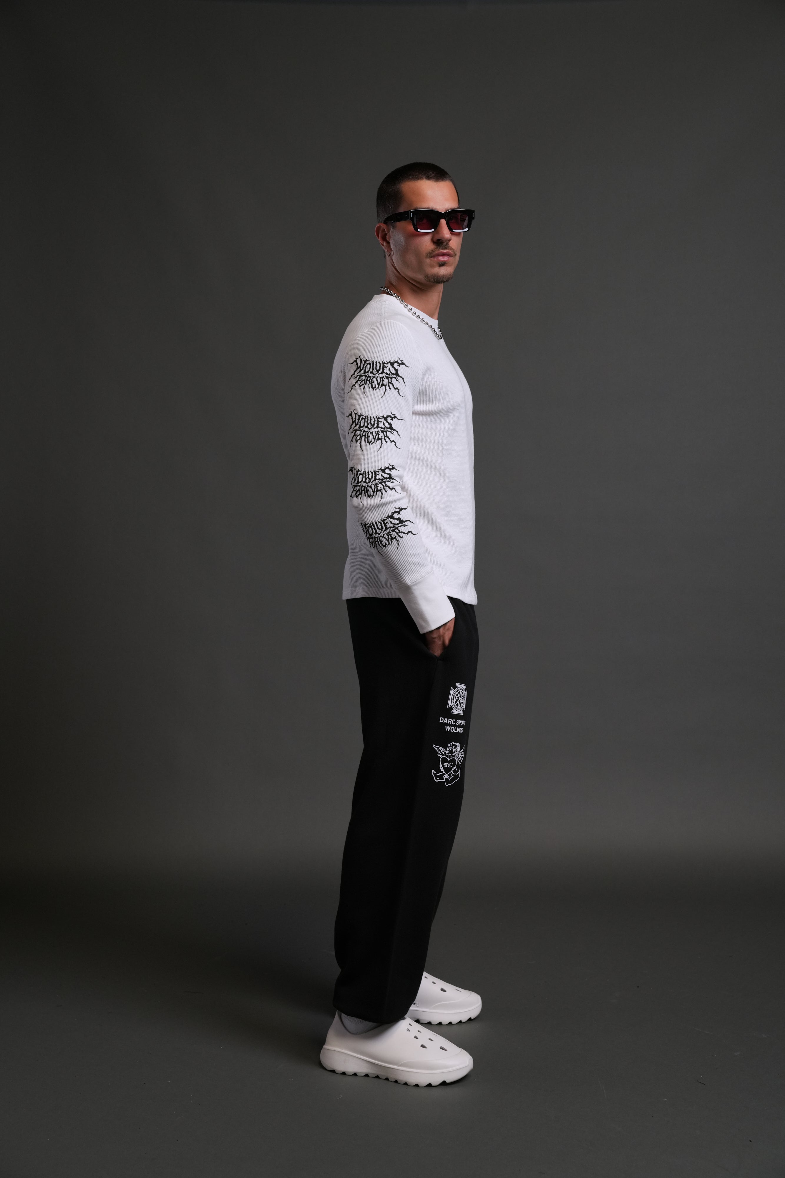Heart Cherub Lightweight Lounger Sweat Pants in Black