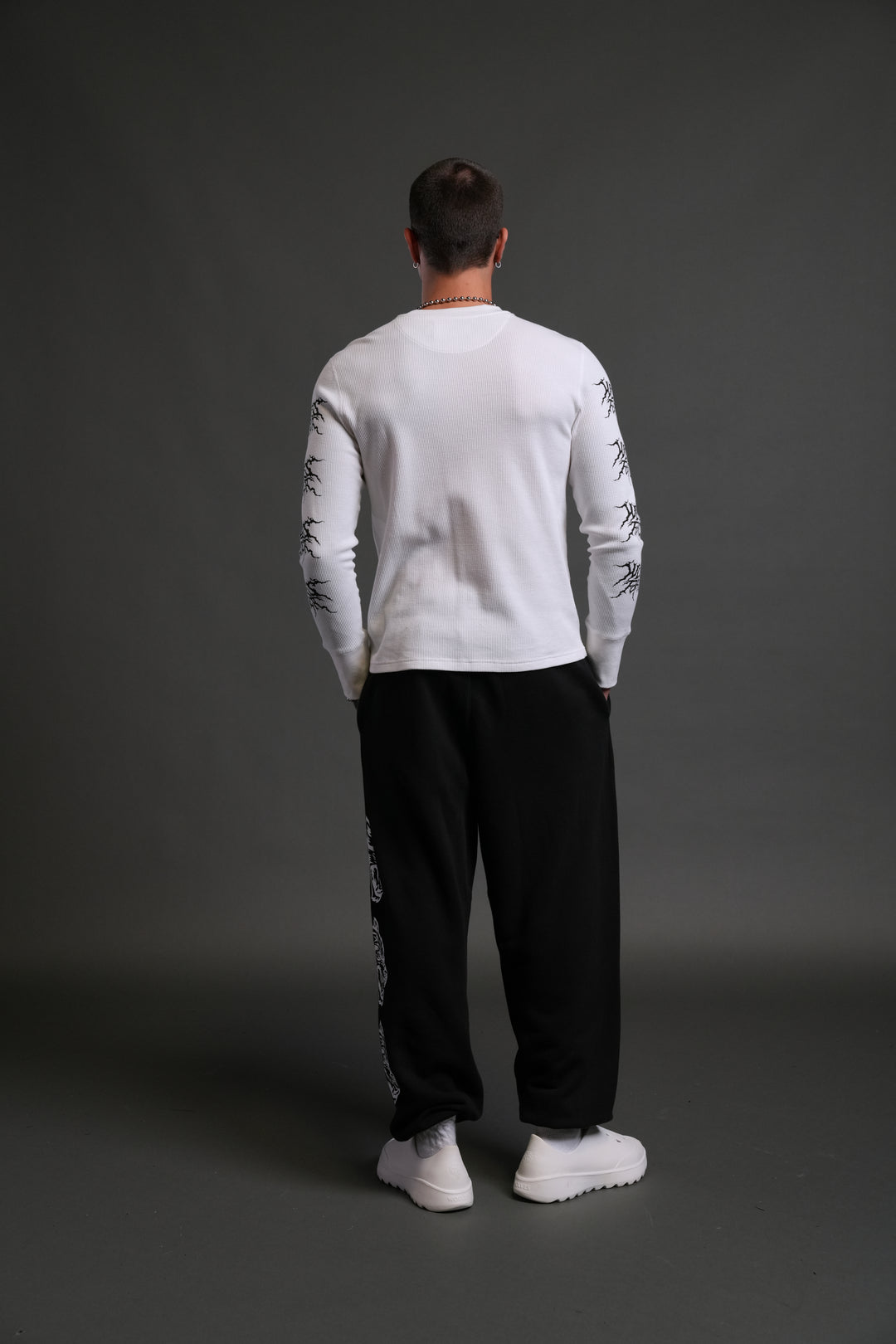 Heart Cherub Lightweight Lounger Sweat Pants in Black