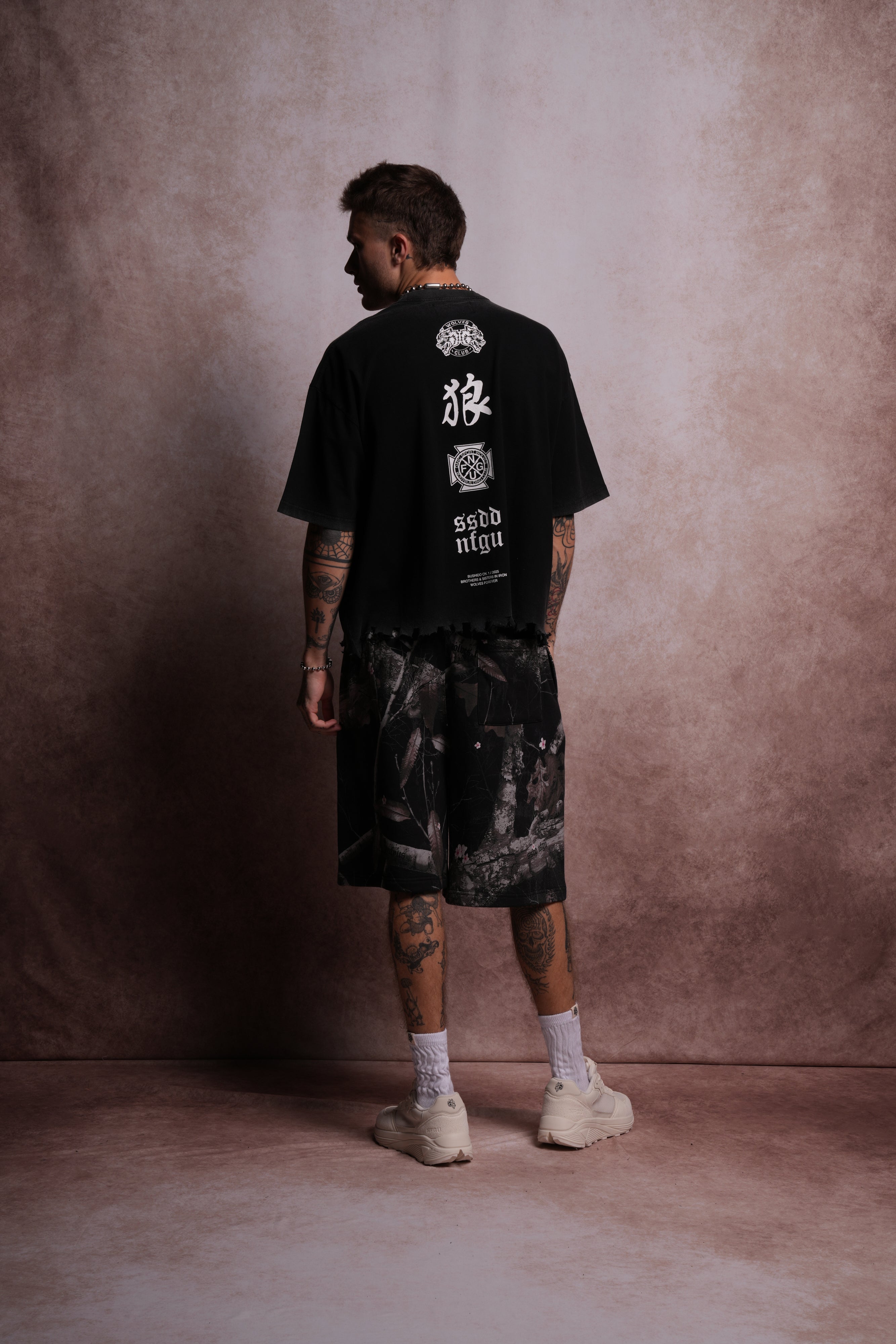 Wolves Flame Destroyed Grunge "Box Cut" Tee in Black