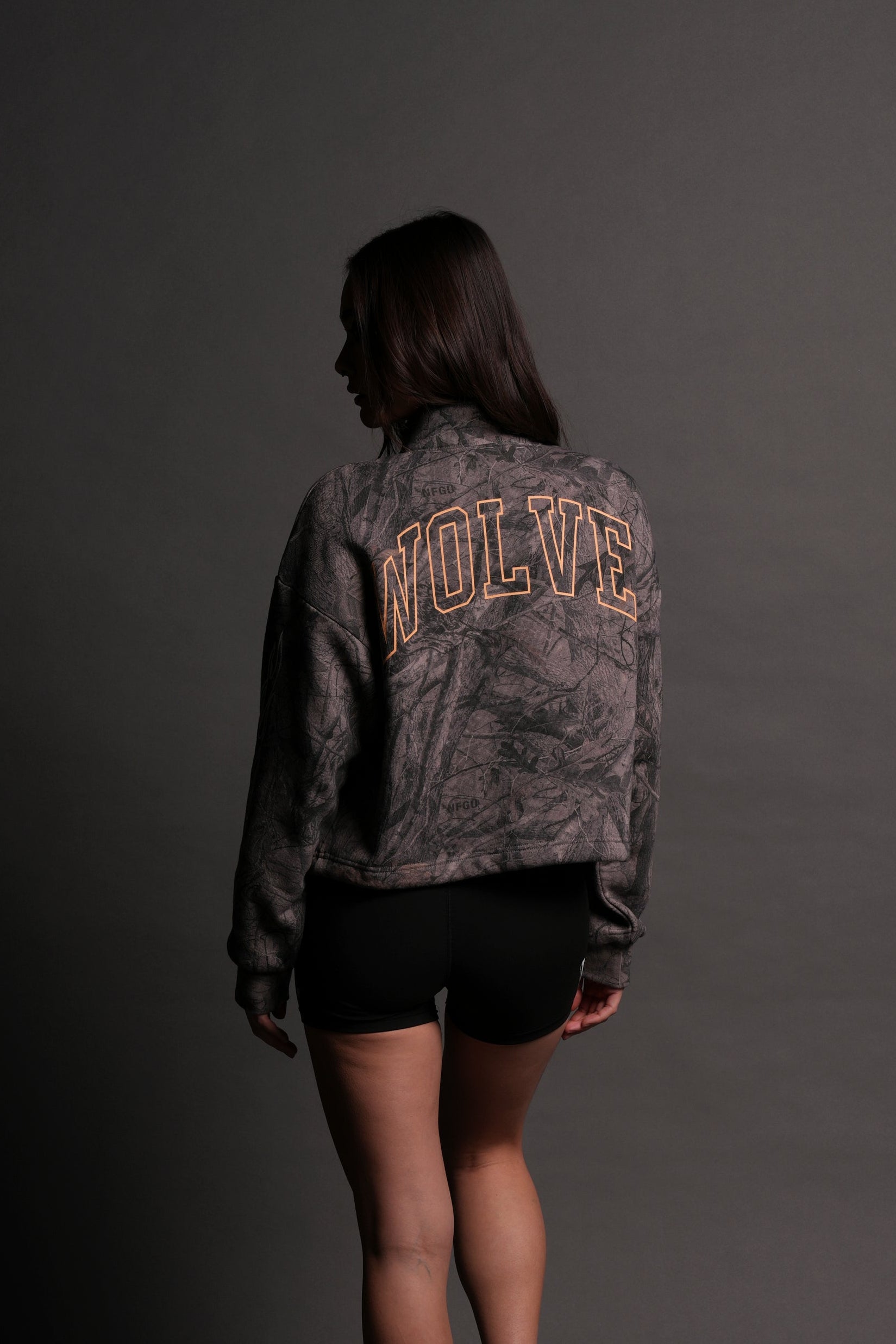 Live Fast V3 She Everson Mockneck Sweater in Driftwood Wolf Forest Camo