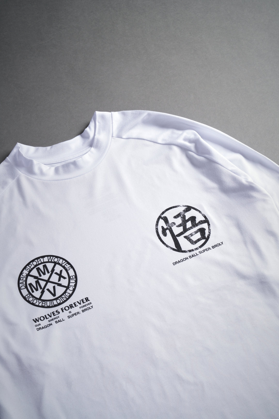 Go "Dry Wolf" S/S Raglan Tee in White