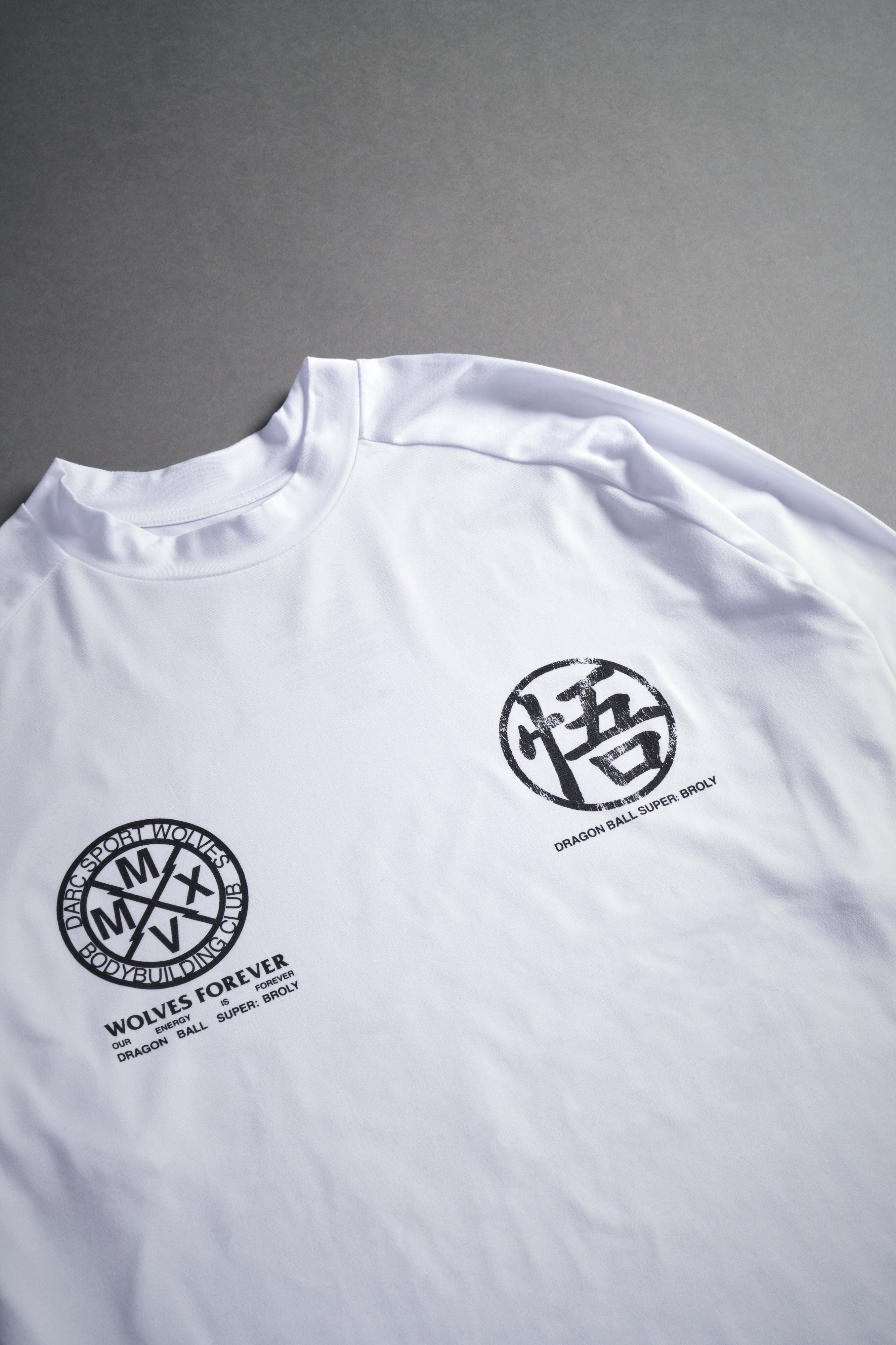 Go "Dry Wolf" S/S Raglan Tee in White