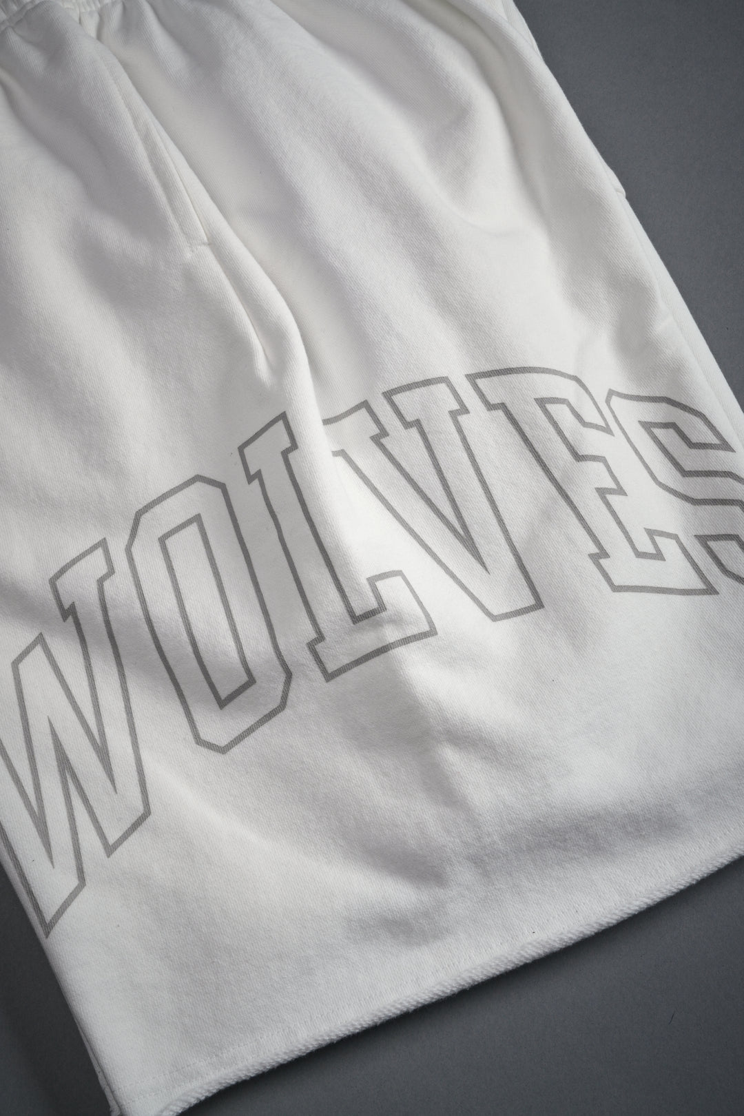 Powerhouse of the Wolves Grunge Brock Sweat Shorts in Cream