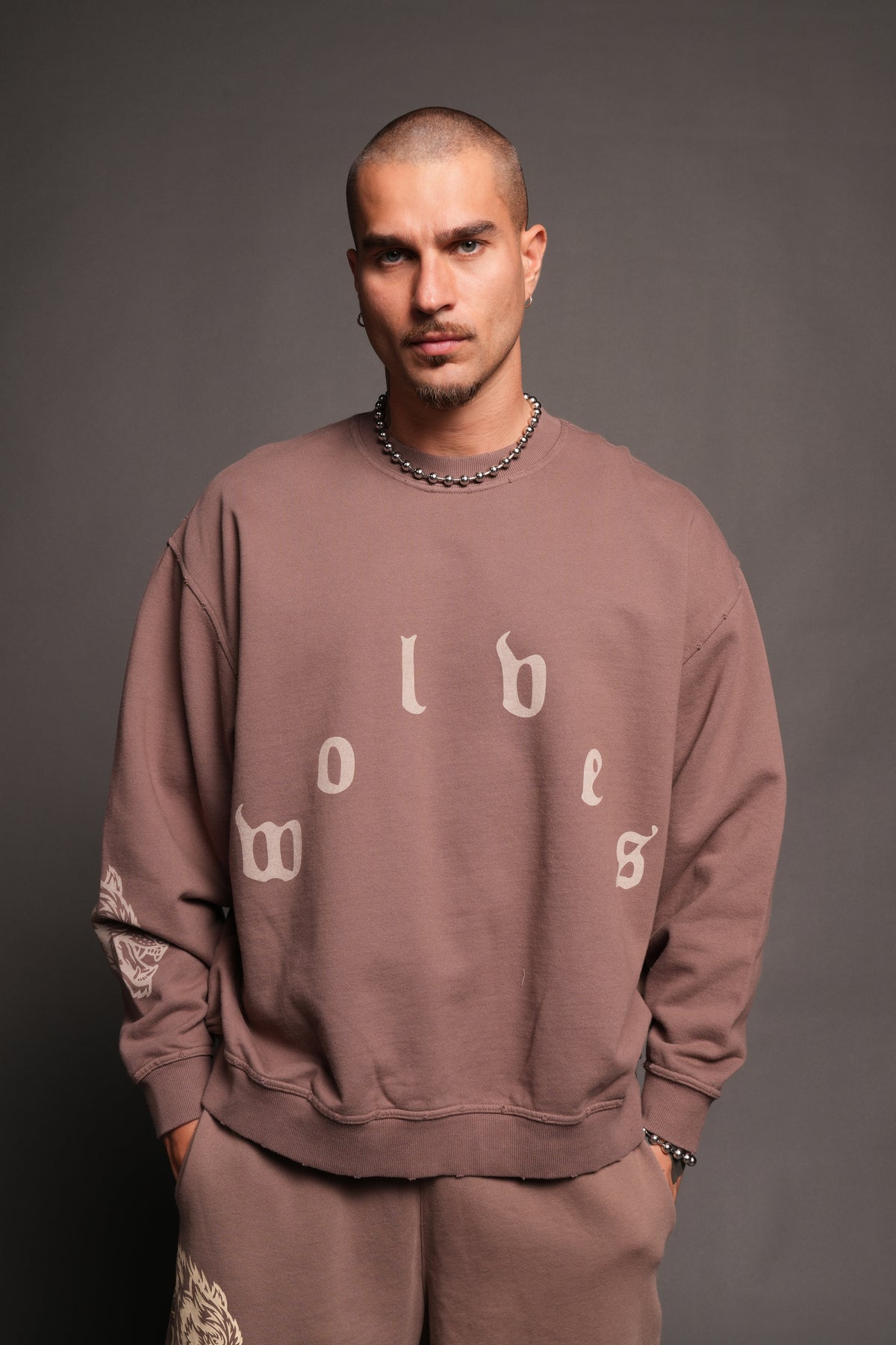 Forever Our Core Grunge Distressed Oversized London Crewneck In Mojave Brown