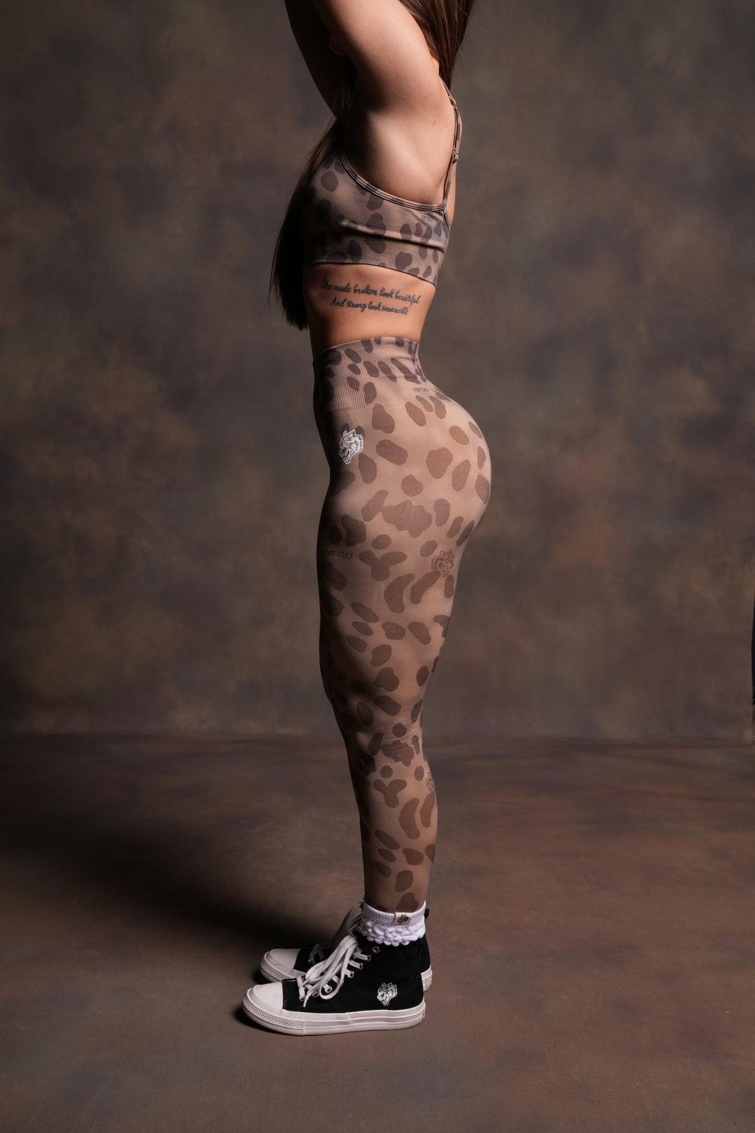 Dual "Skylar" Soft Seamless Leggings in Celeritas Morte