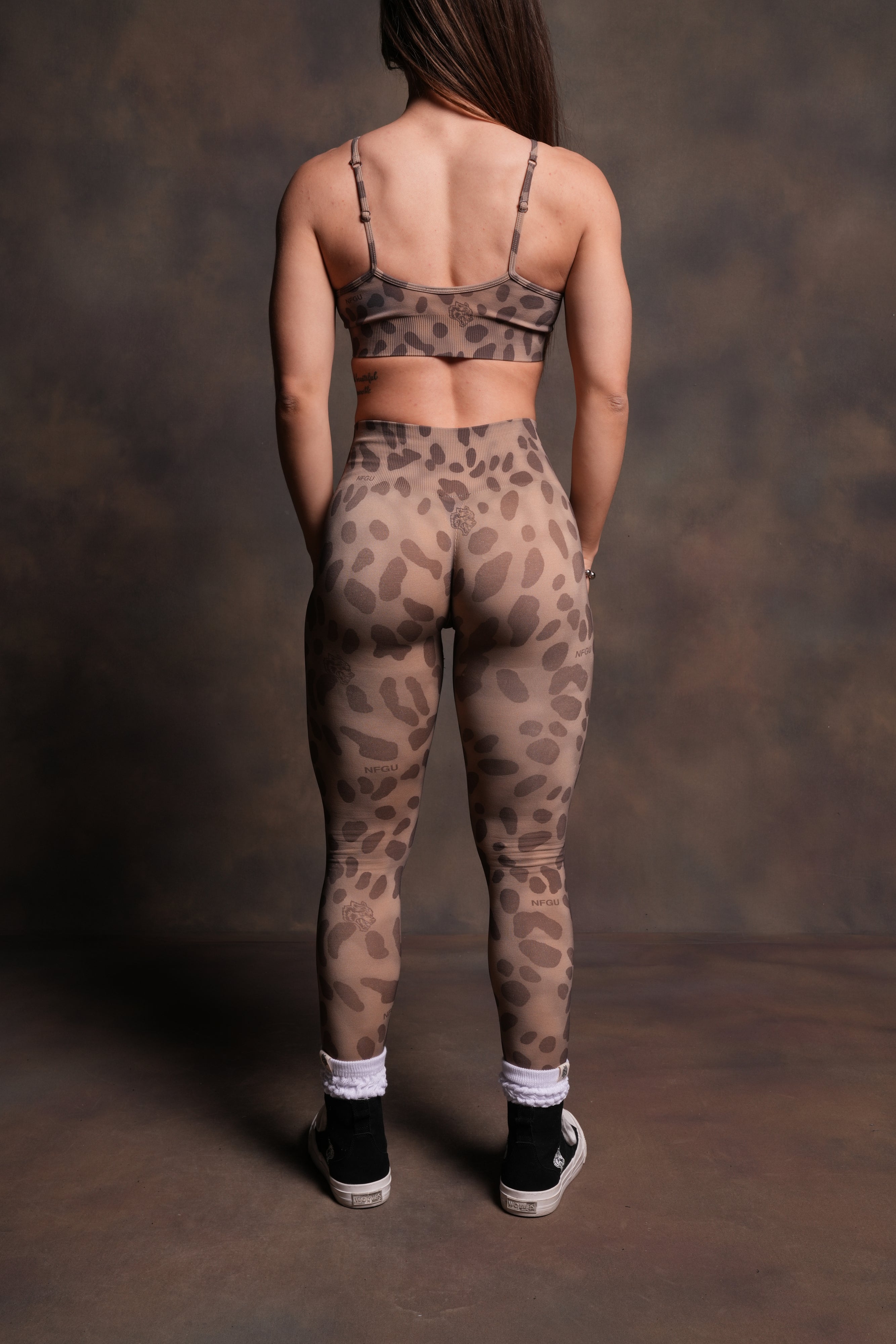 Dual "Skylar" Soft Seamless Leggings in Celeritas Morte