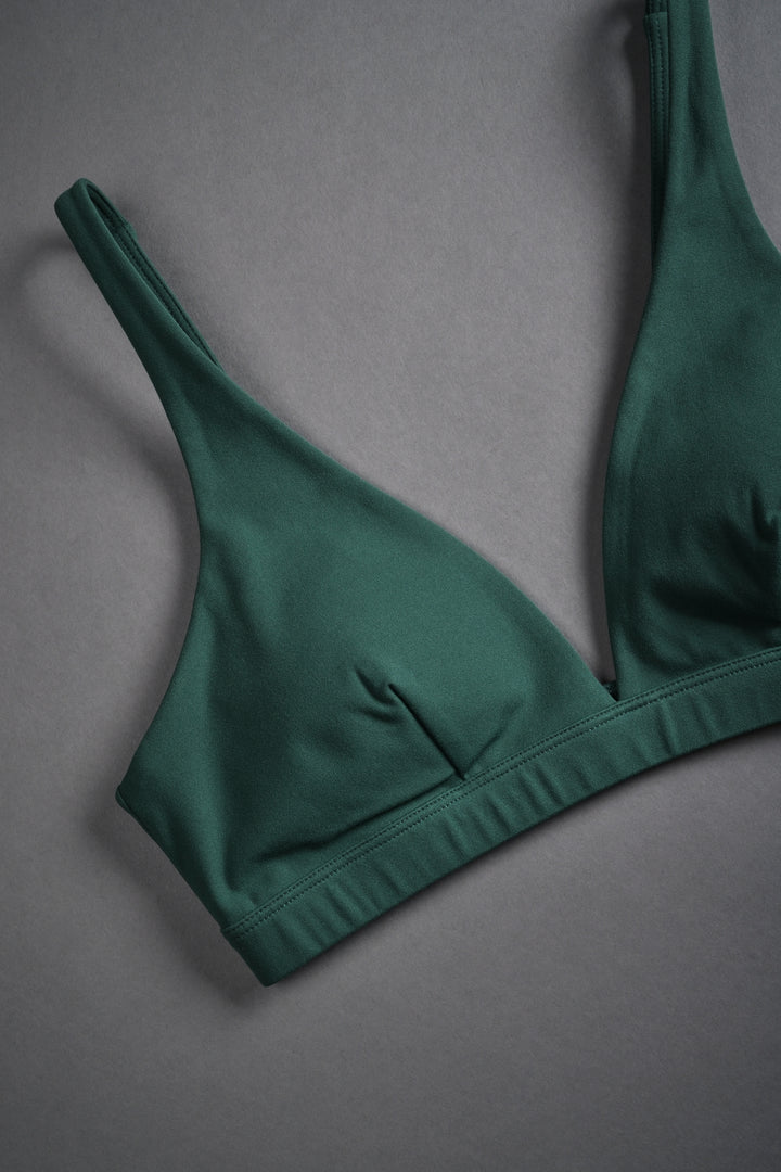 Chopper V Sports Bra in Hunter Green