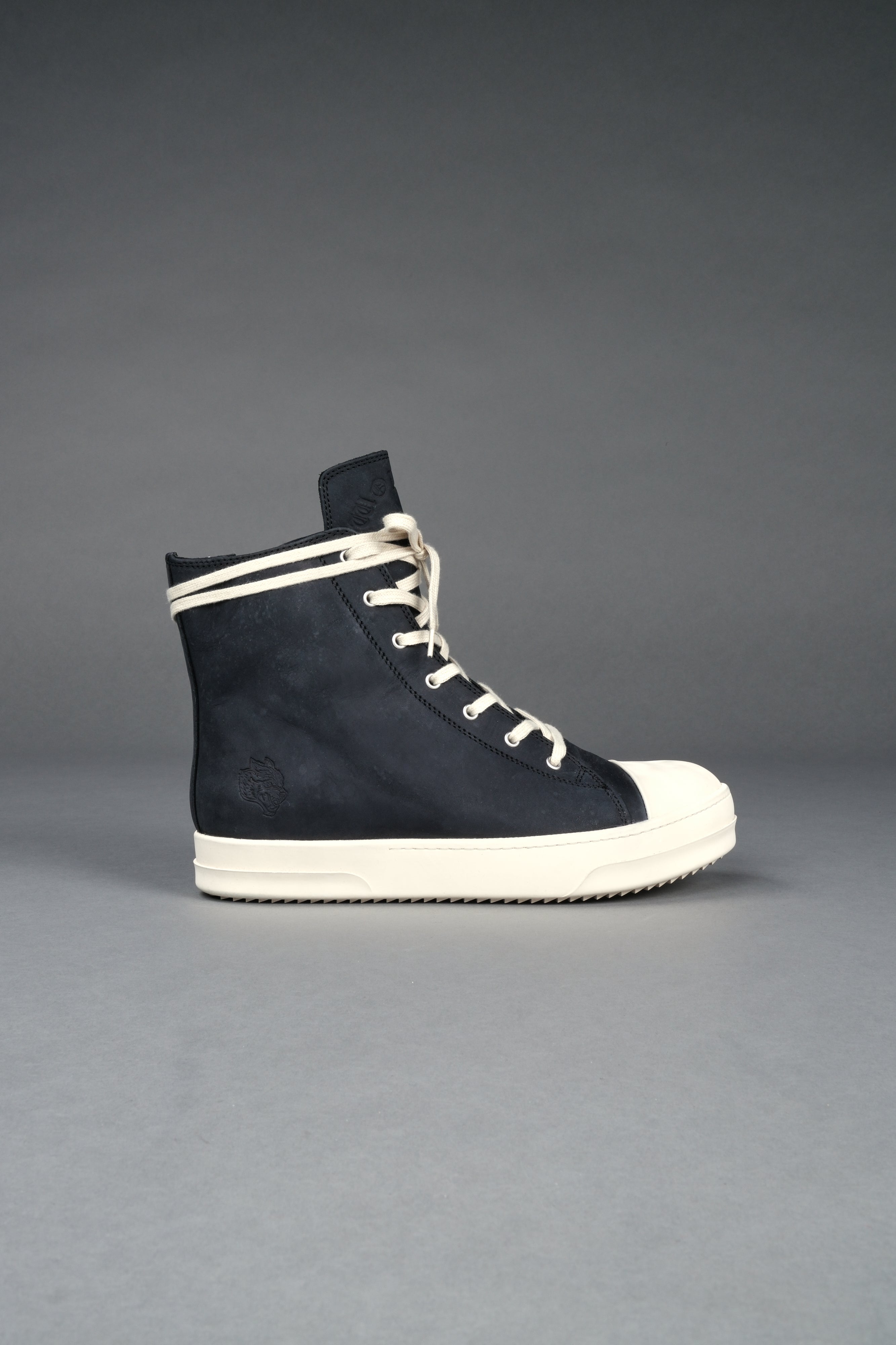 Venice High Top Shoe in Black/Cream