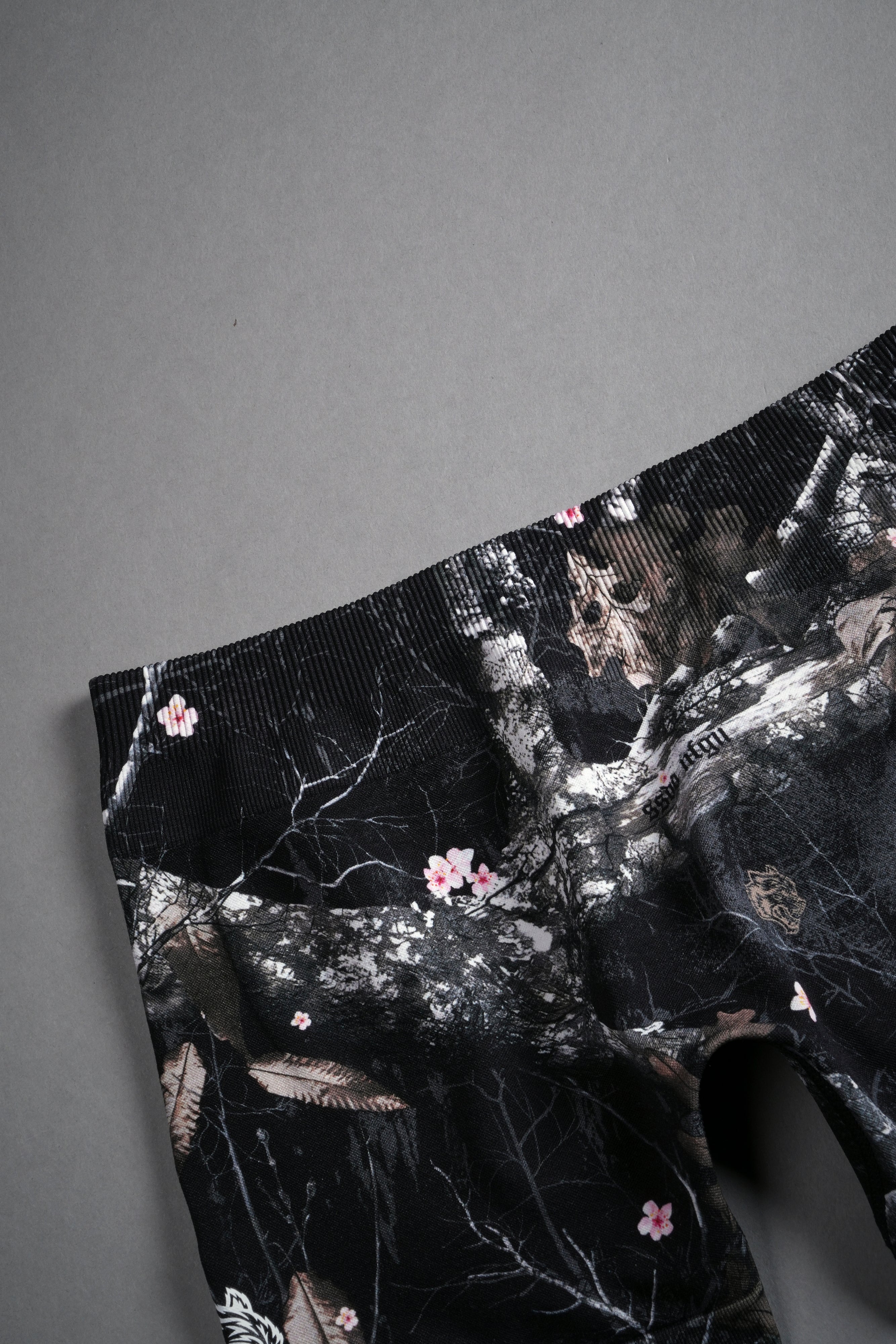 美品】 darc sport Wolf shorts 刺繍 狼 ブラック M