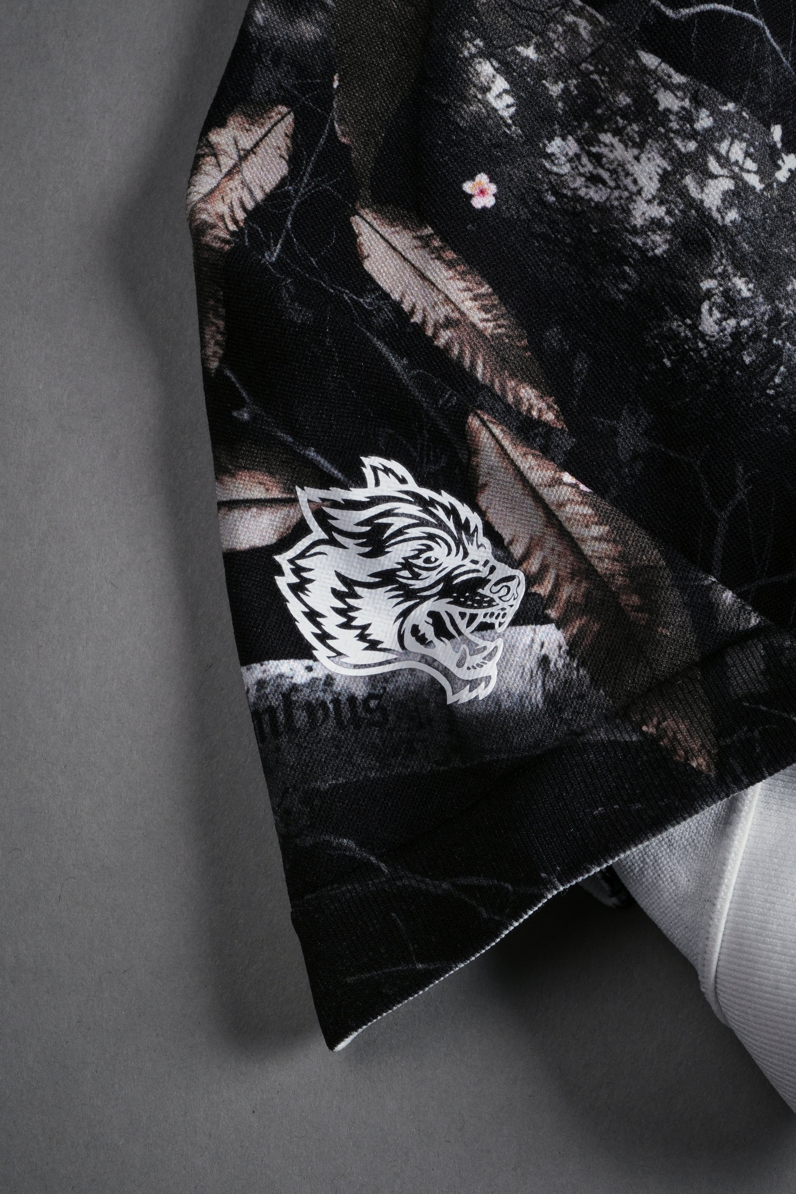 美品】 darc sport Wolf shorts 刺繍 狼 ブラック M