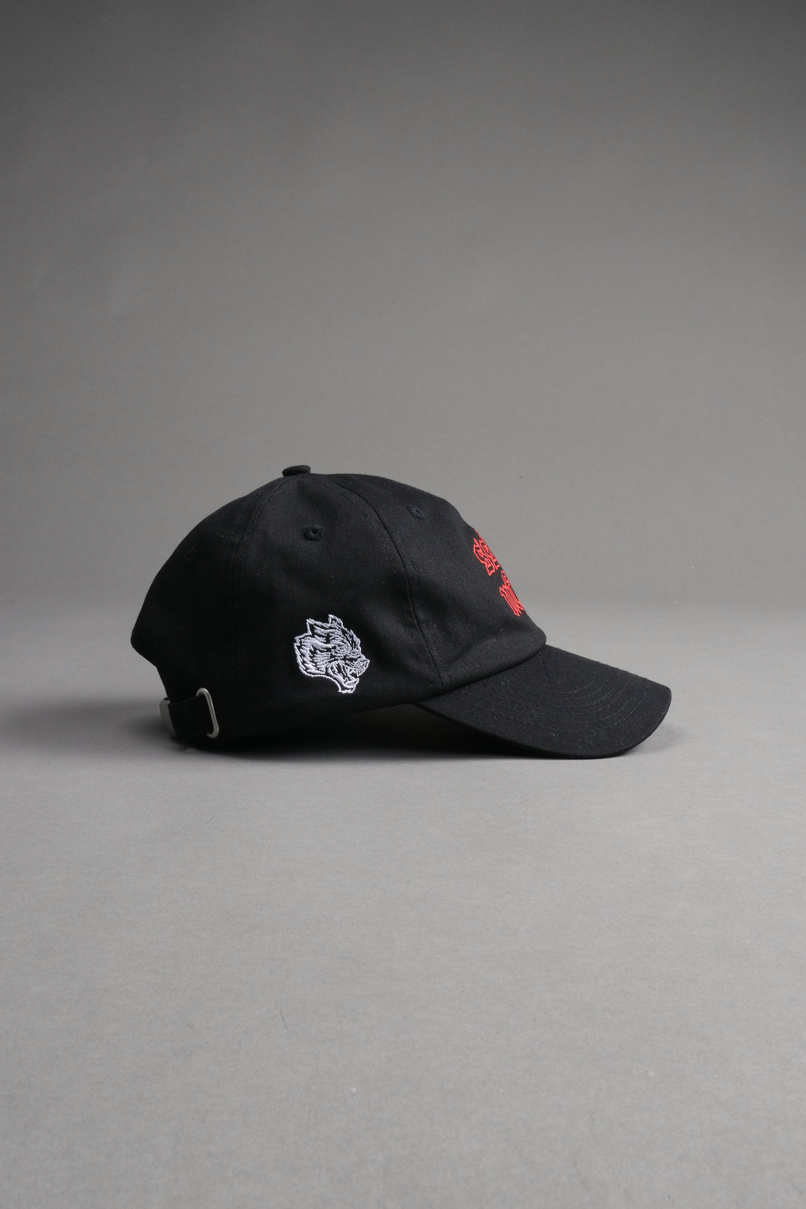SSDDNFGU Wolf Dad Hat V2 in Black