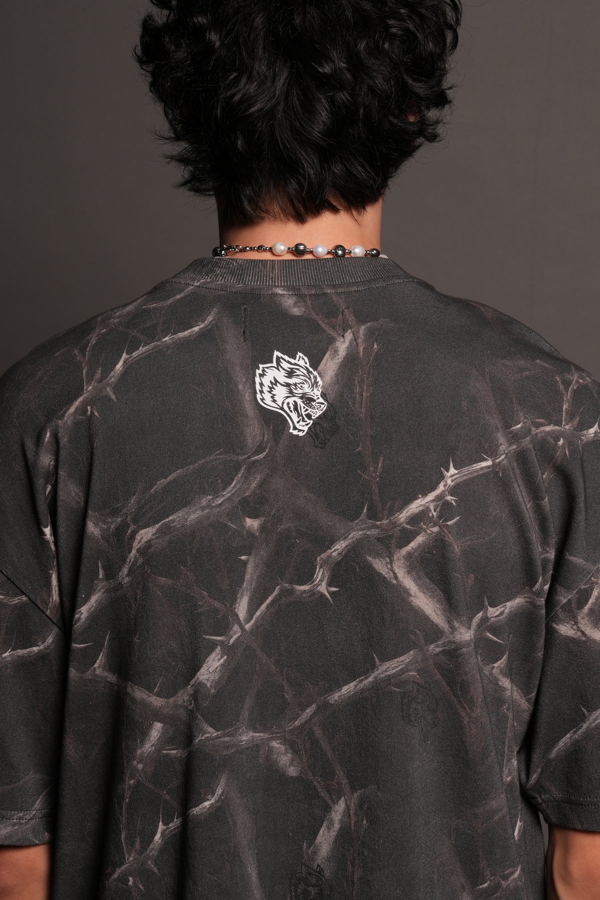 Studded Mantra Premium Oversized Tee In Darc Thorns