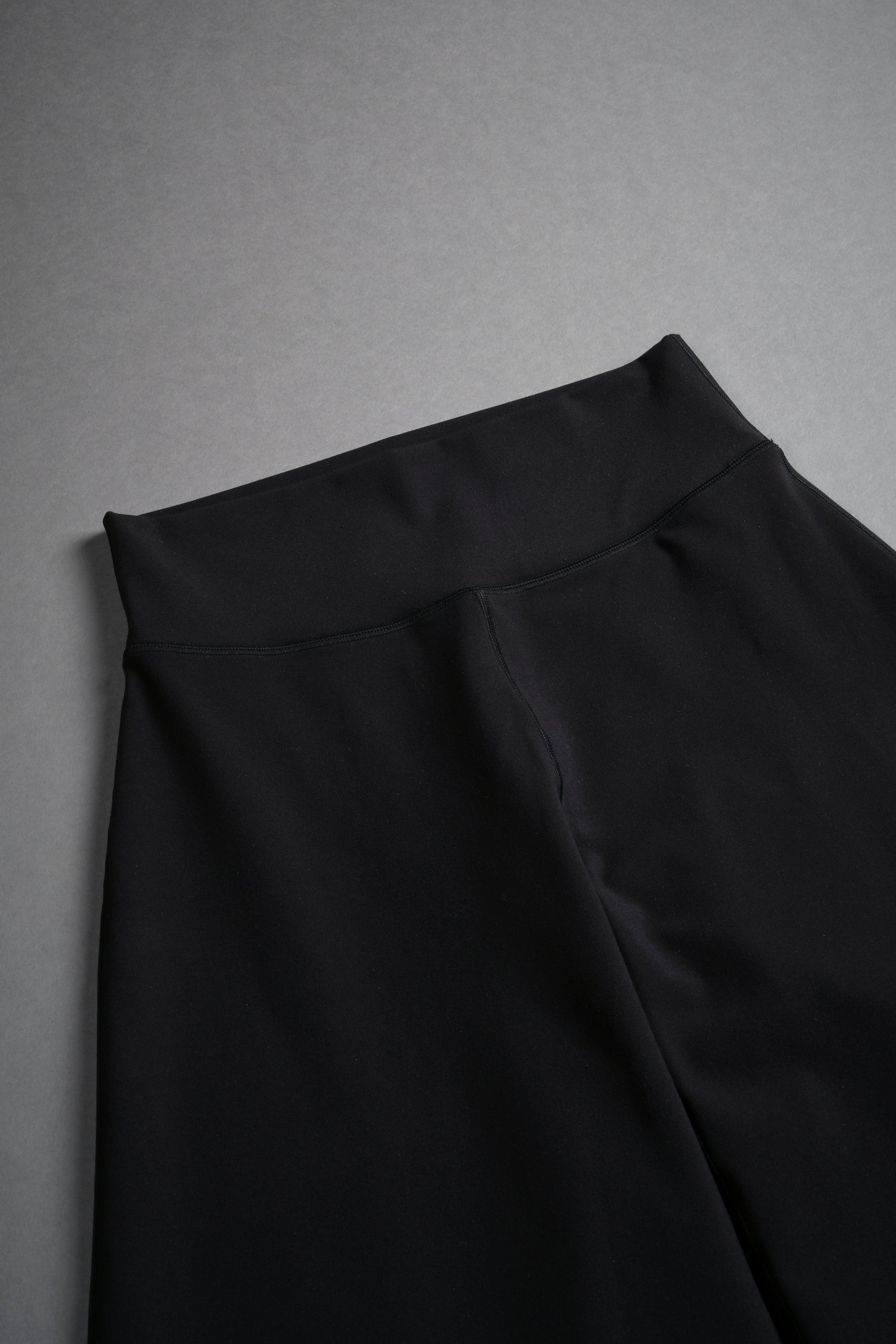 Single Wolf Wide Leg Energy Pants in Black