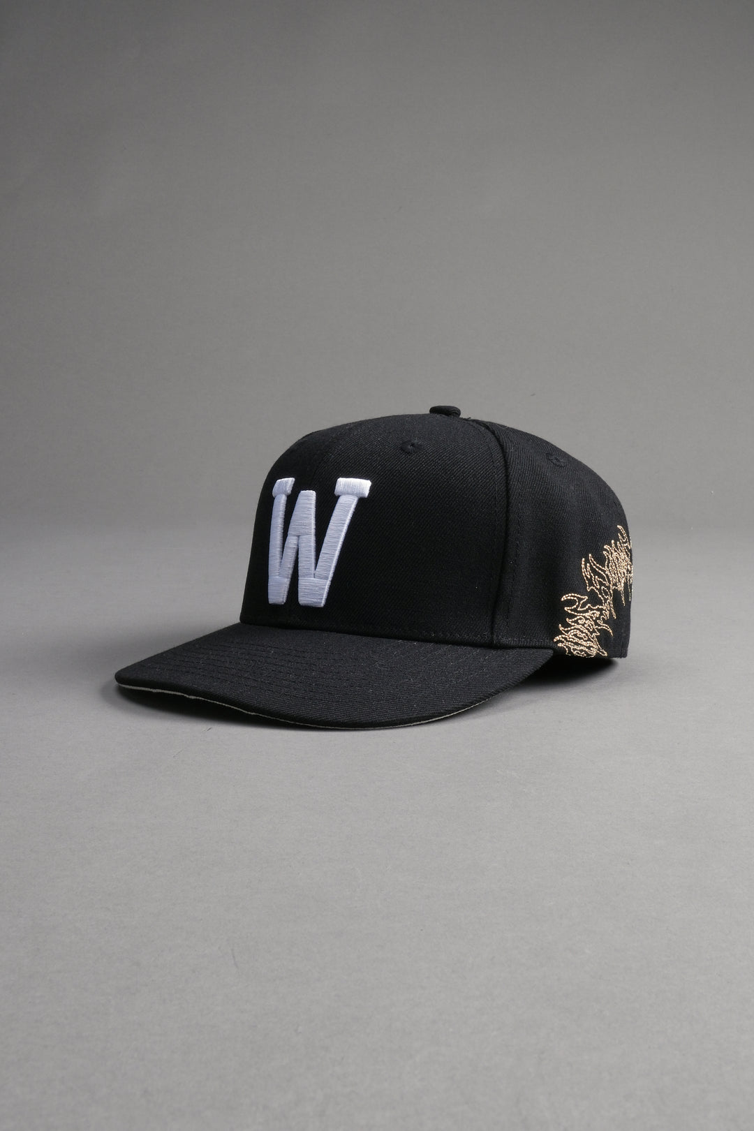 Hesh Core Fitted Cap in Black