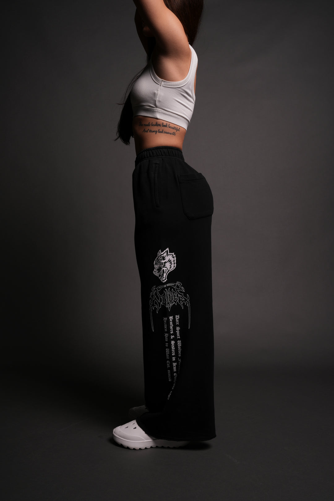 Wolves Hesh Durst Sweats V2 in Black