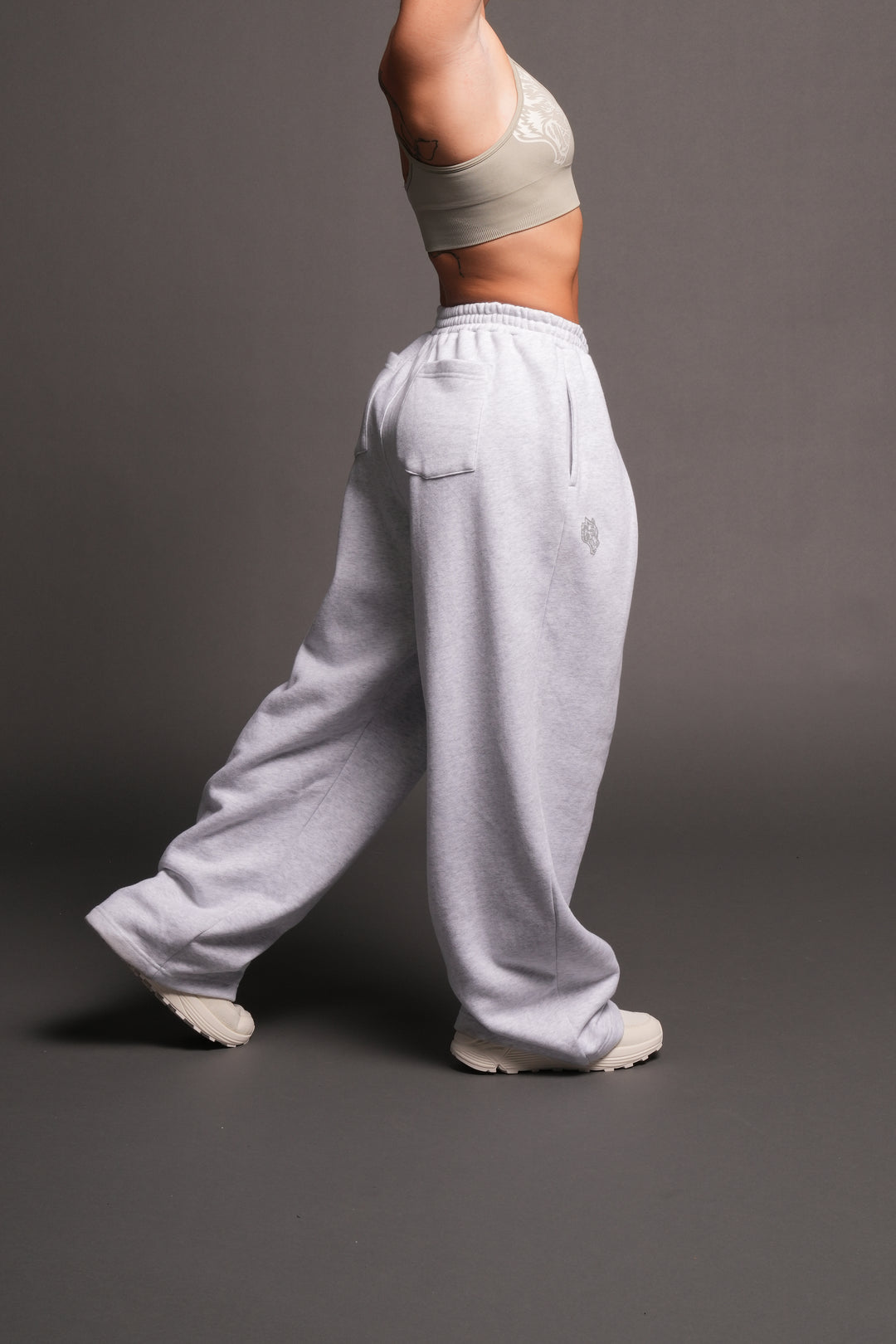 Dual Yara Pleated Sweat Pants In Super Light Athletic Gray