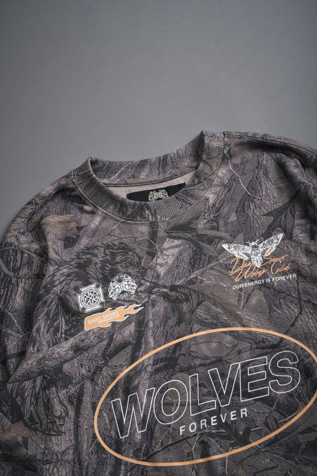 Live Fast V3 "Premium" (LS Cropped) Tee in Driftwood Wolf Forest Camo