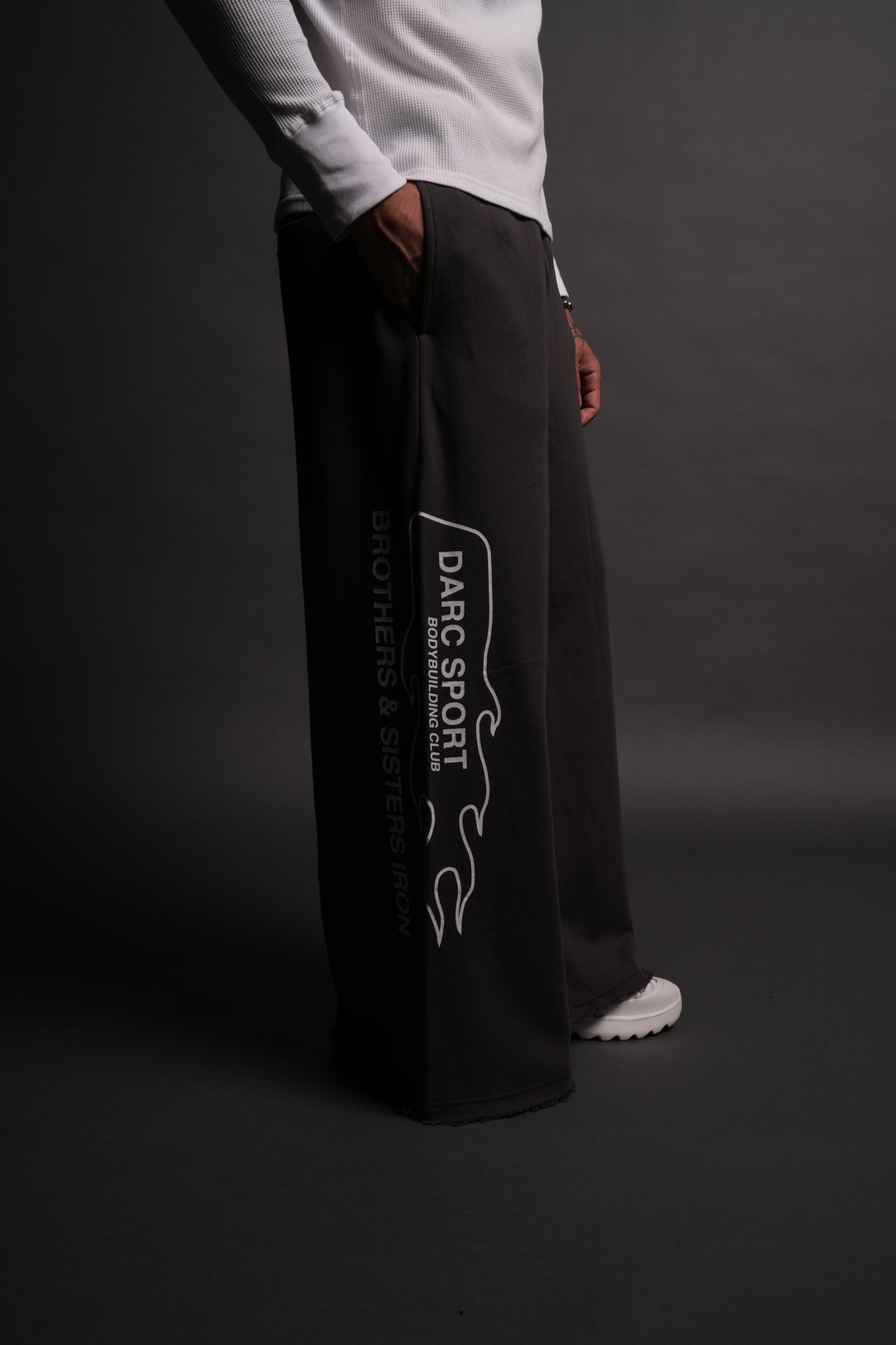 Wolves Gym V2 Oversized Omen Sweat Pants in Wolf Gray
