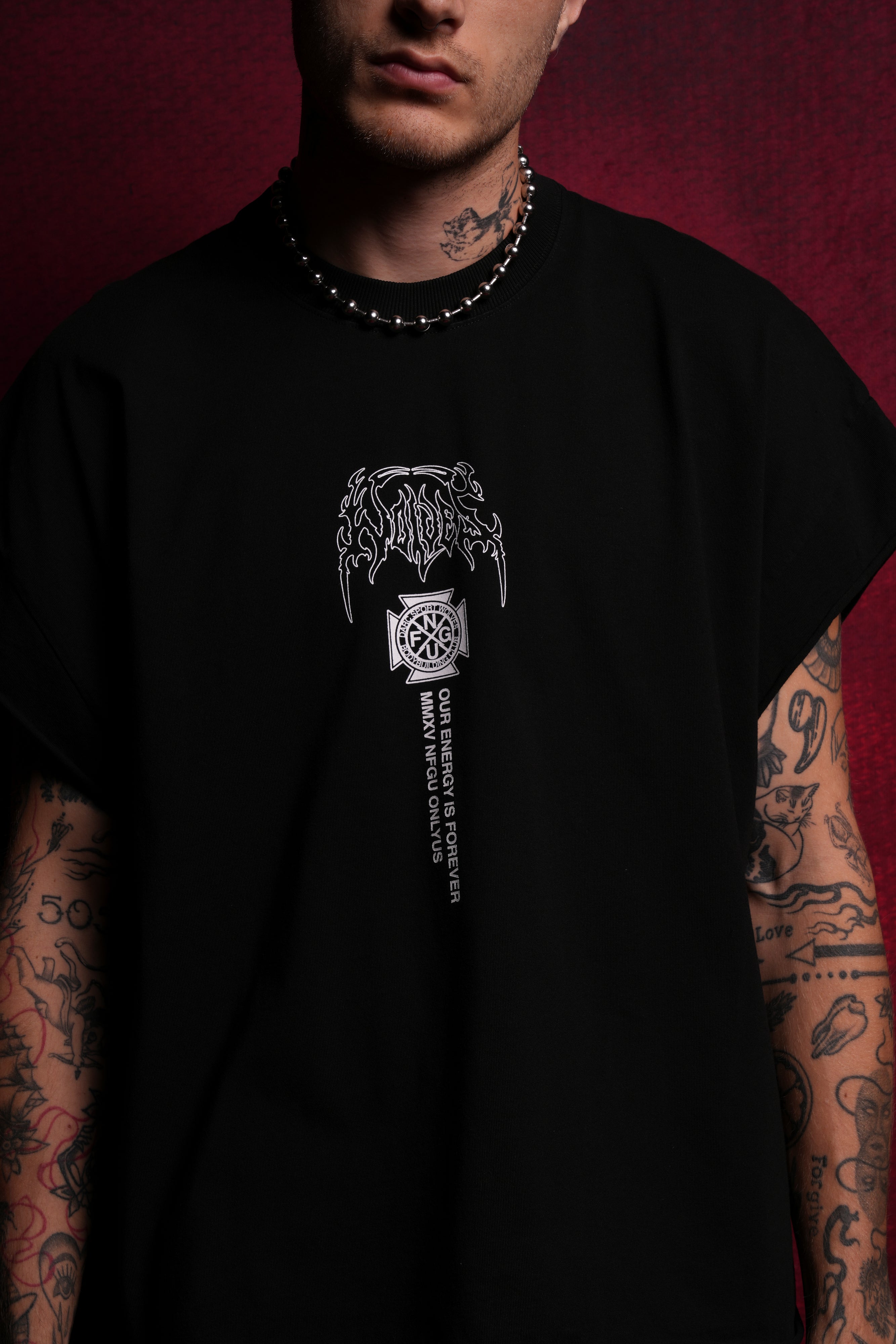 Mourning Star "Grunge" Cut Off Tee in Black