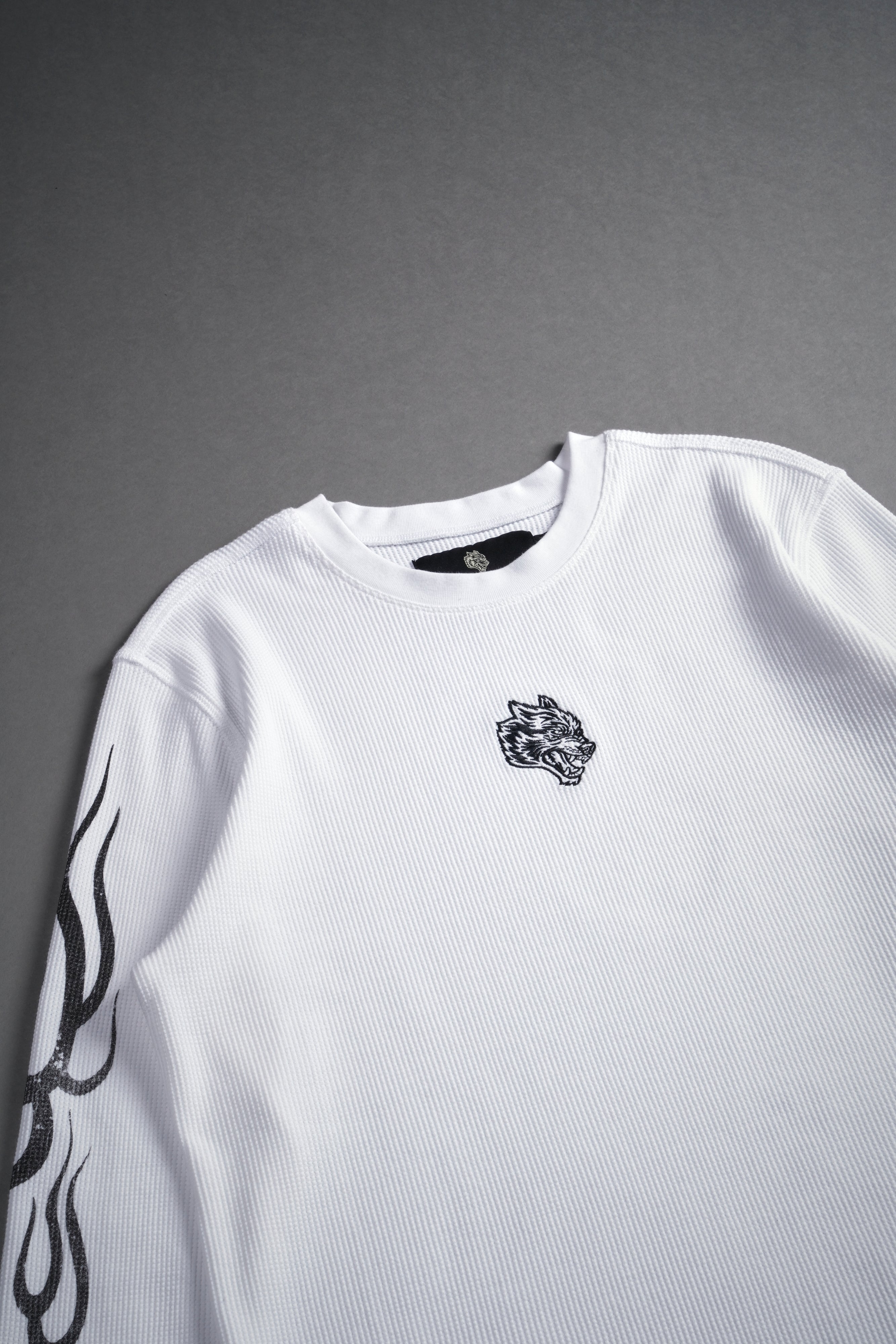 Wolves Flame Lightweight Thermal in White