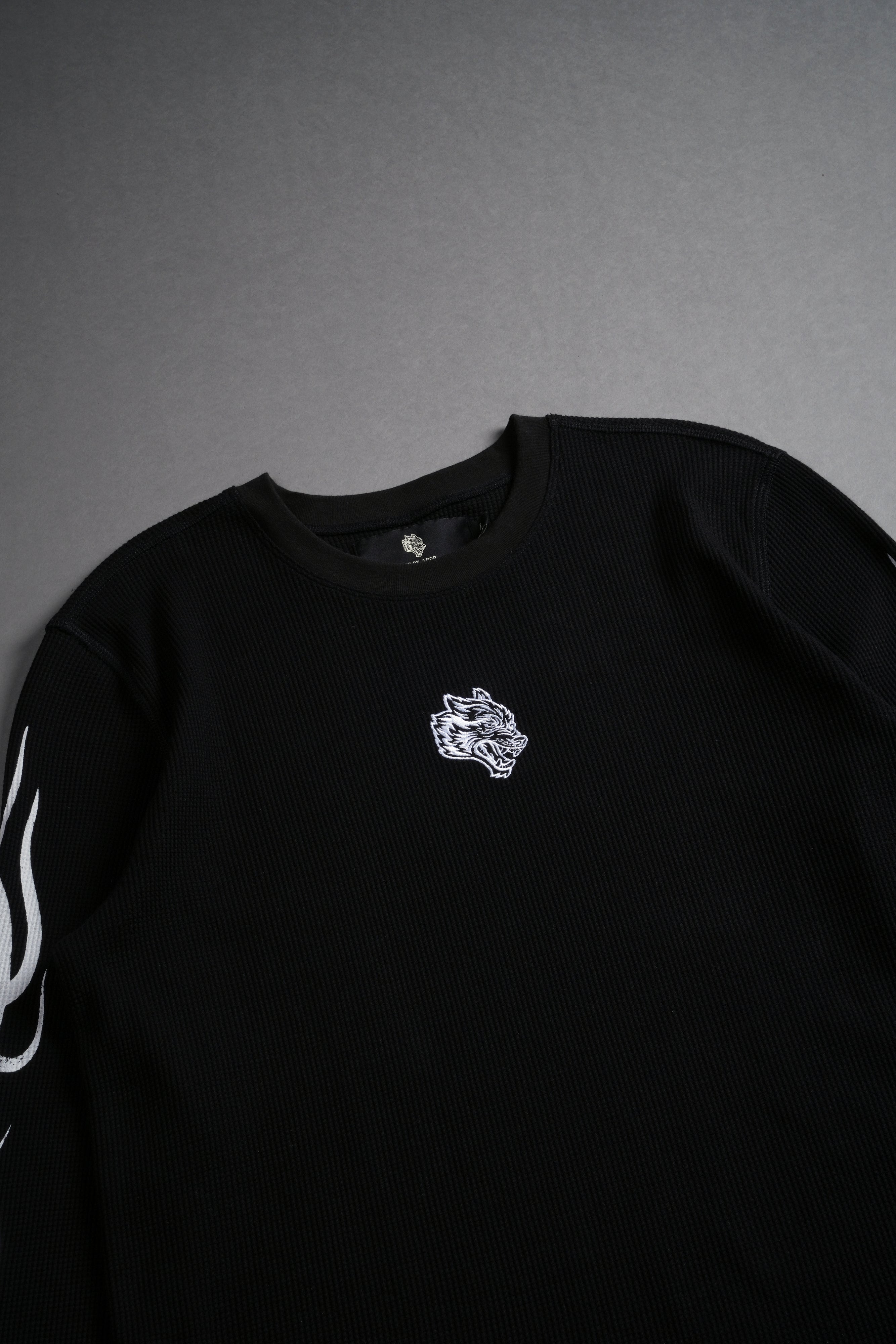 Wolves Flame Lightweight Thermal in Black