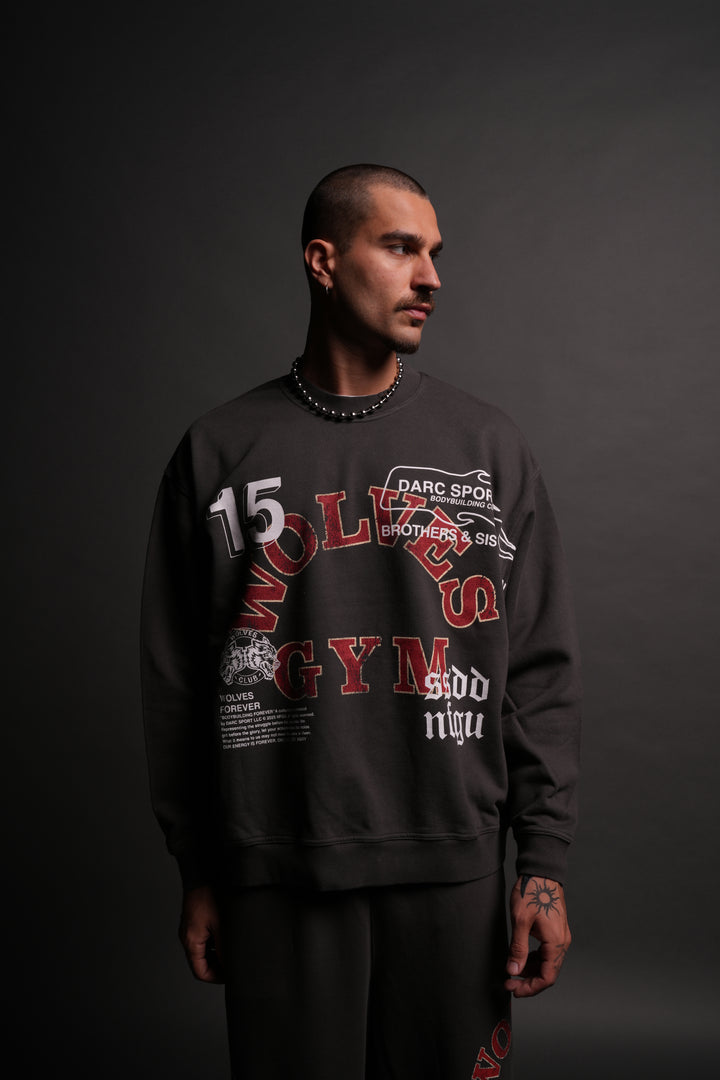 Wolves Gym V2 Grunge Oversized London Crewneck in Wolf Gray