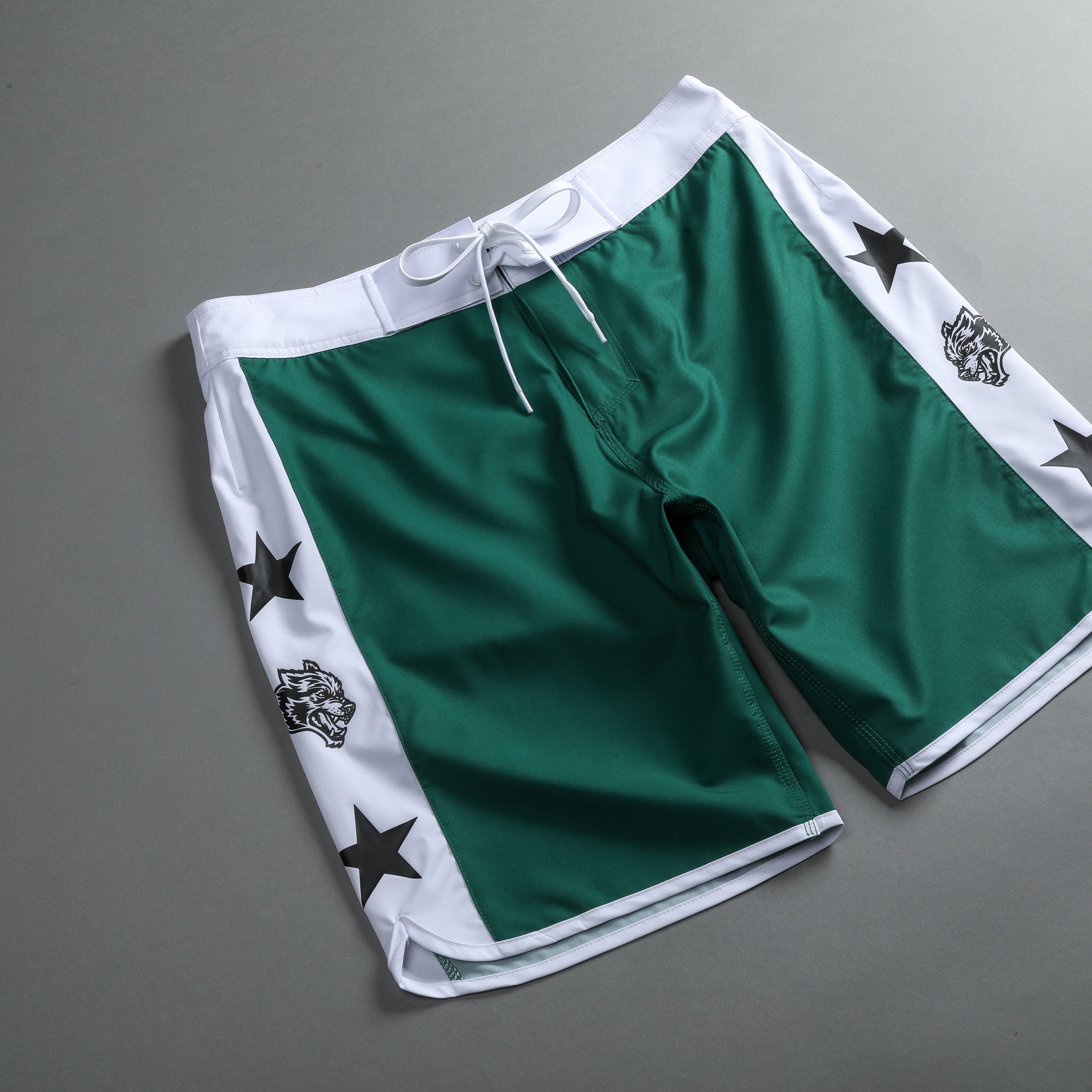 Lucky V4 Stage Shorts in Lucky Green – DarcSport