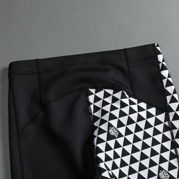 Mana Spandex Shorts in Black/White