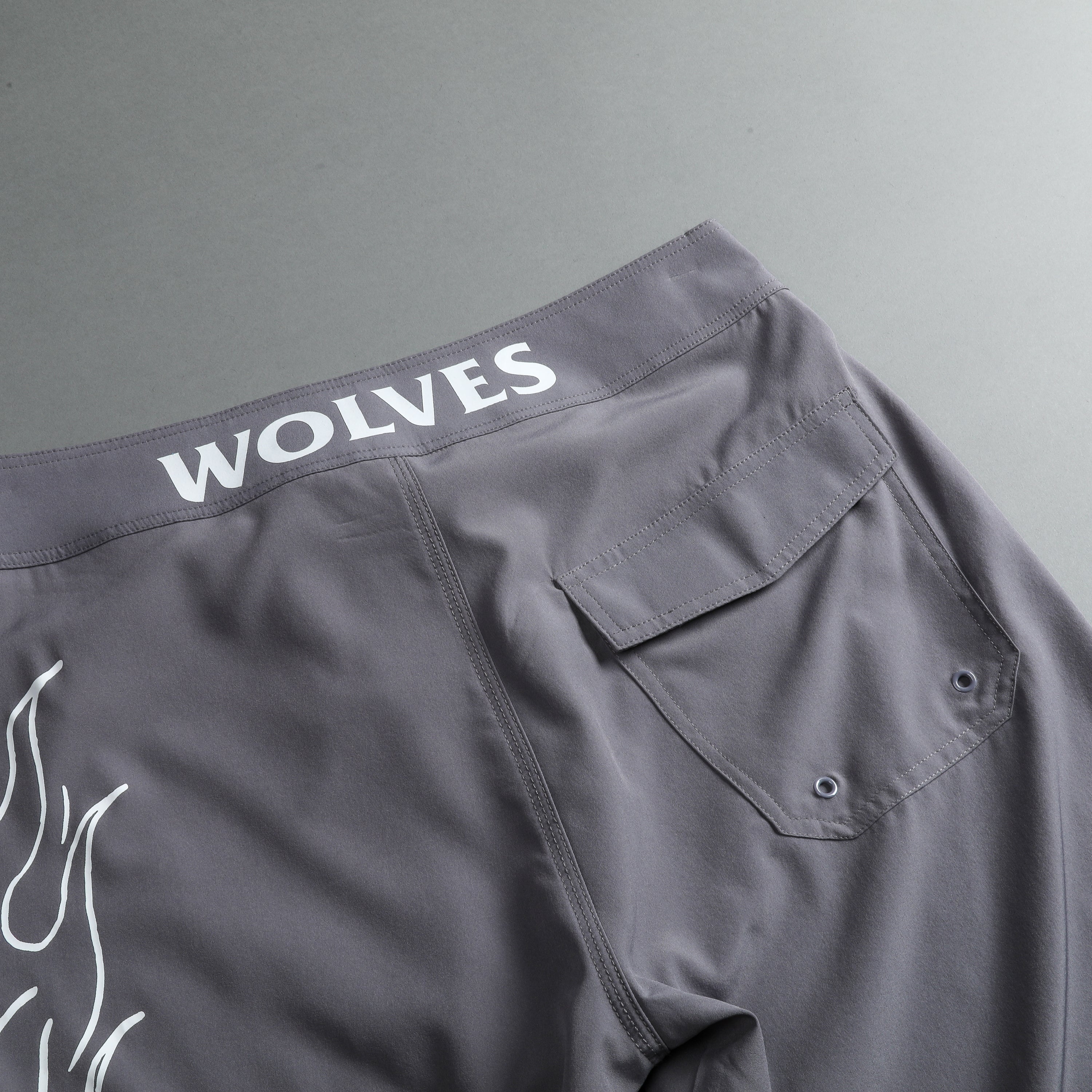 Darc Sport LUCK WOLVES OHANA STAGE SHORT+apple-en.jp